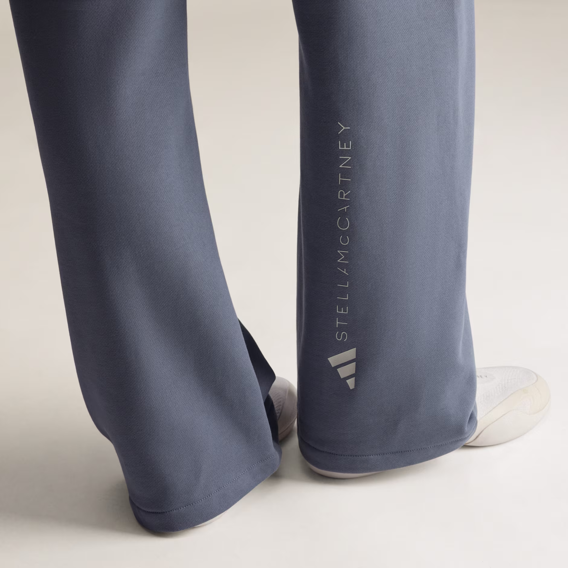 Adidas ქალის შარვალი aSMC STRAIGHT P