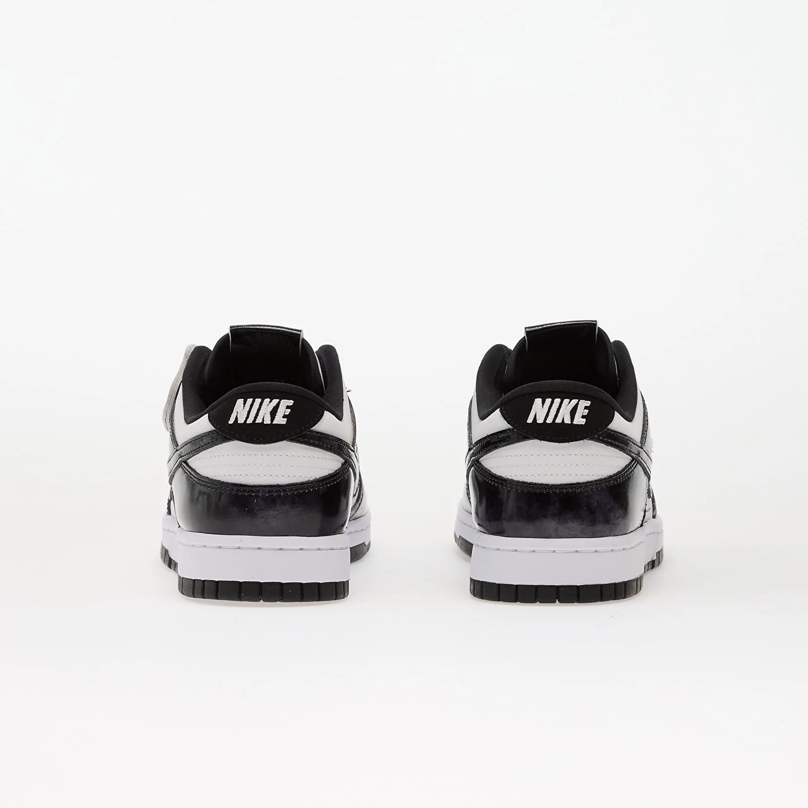 Nike მამაკაცის სპორტული ფეხსაცმელი