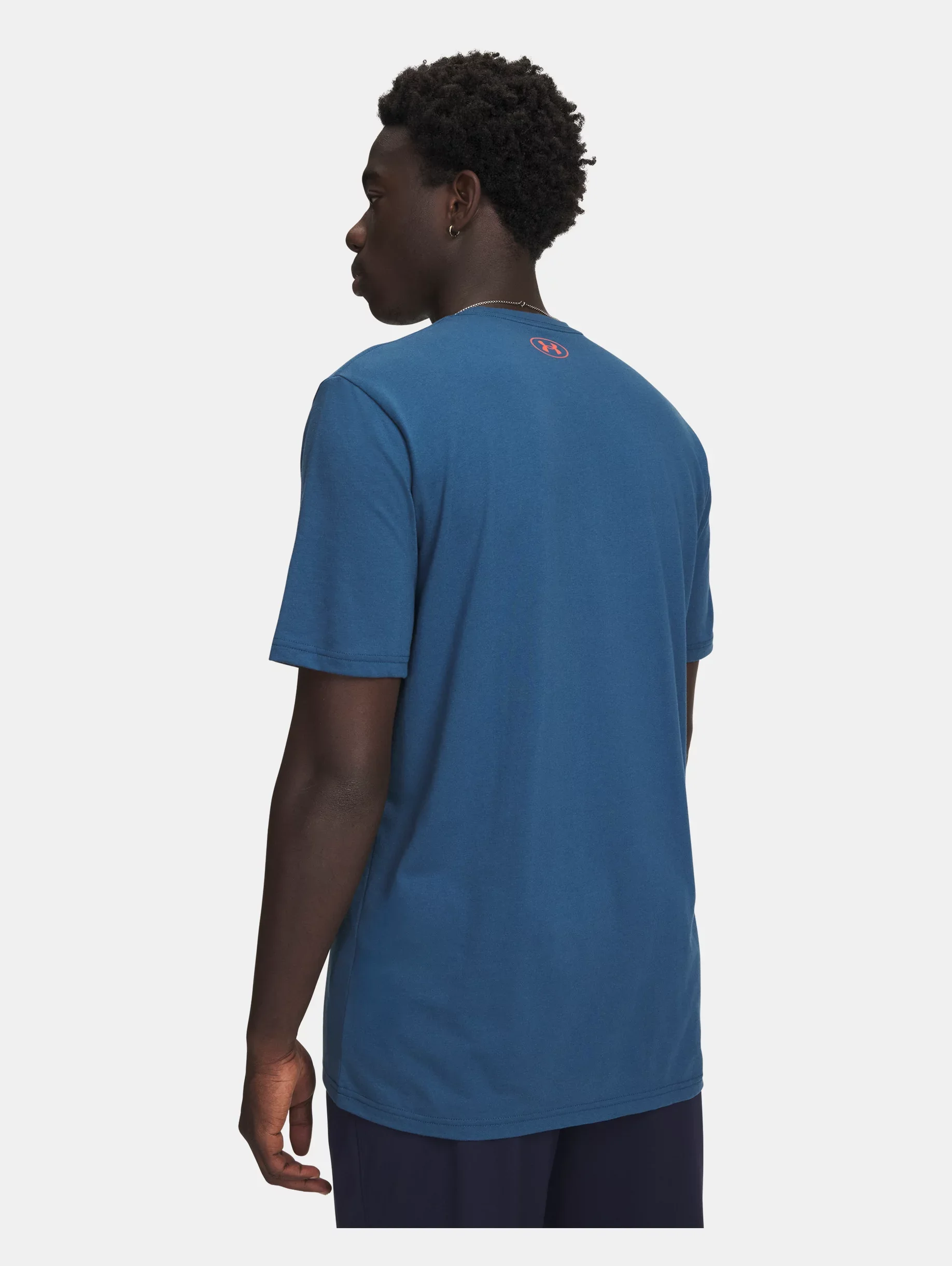 Under Armour მამაკაცის მაისური