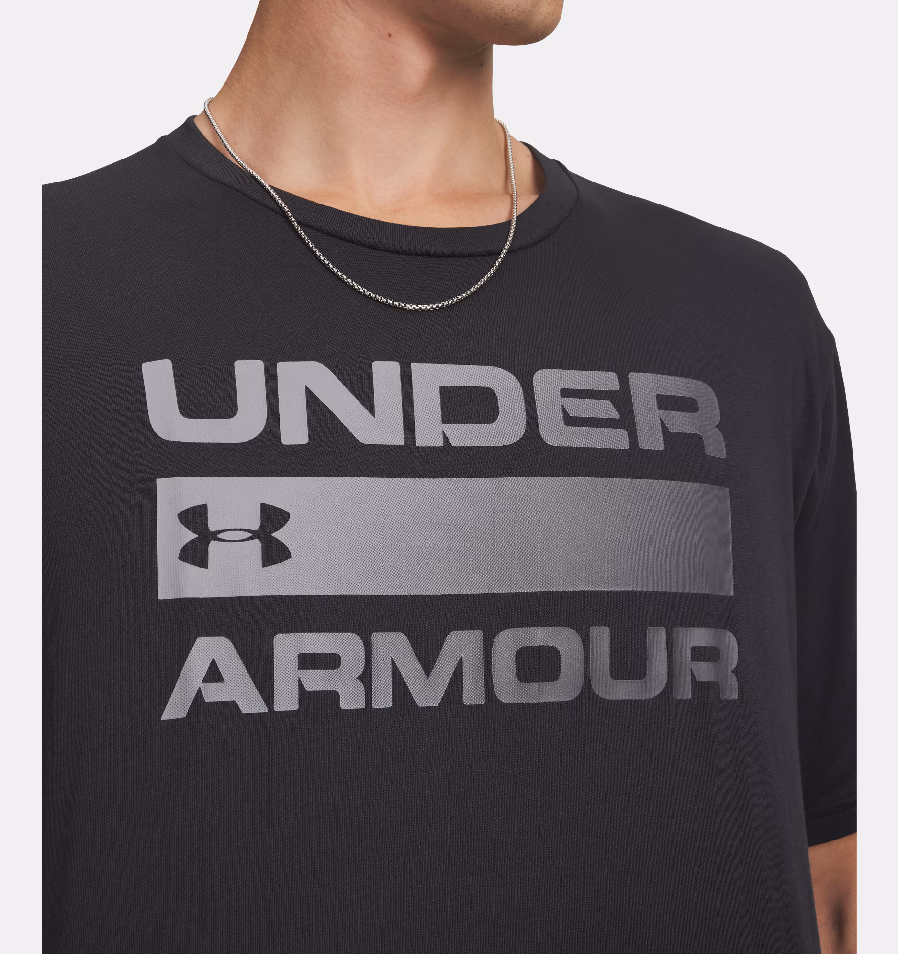 Under Armour მამაკაცის მაისური