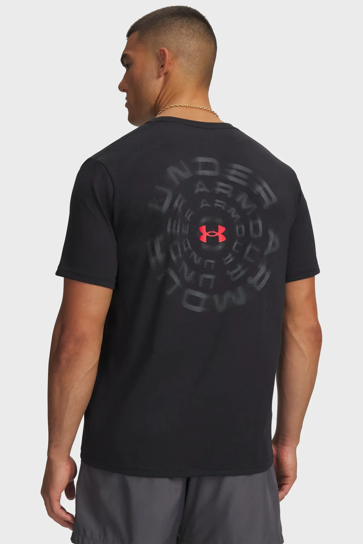 Under Armour მამაკაცის მაისური