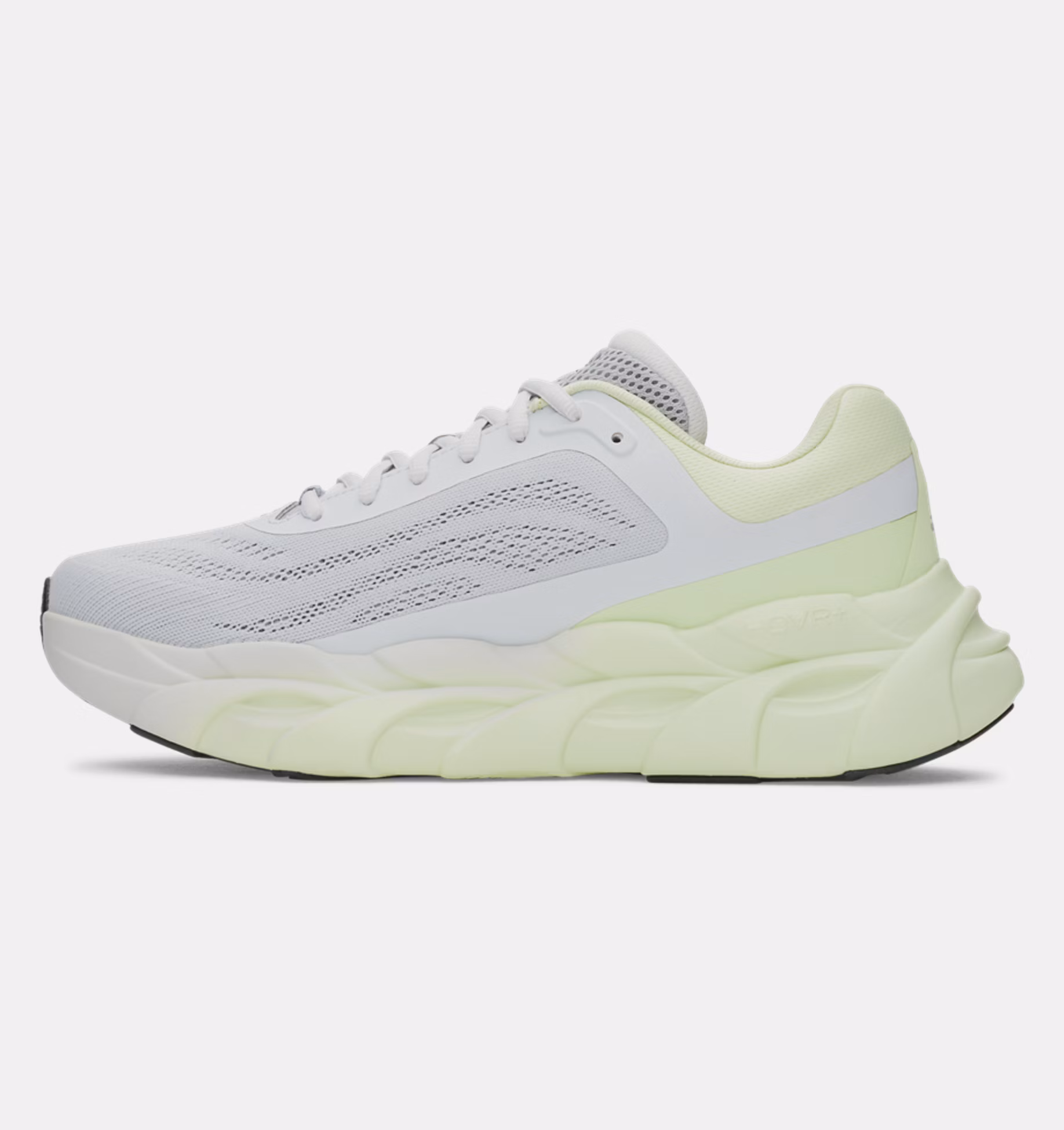 Under Armour მამაკაცის სპორტული ფეხსაცმელი