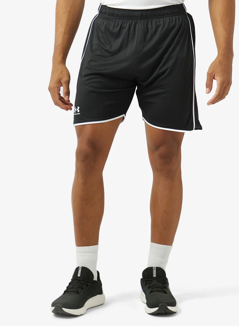 Under Armour მამაკაცის შორტი