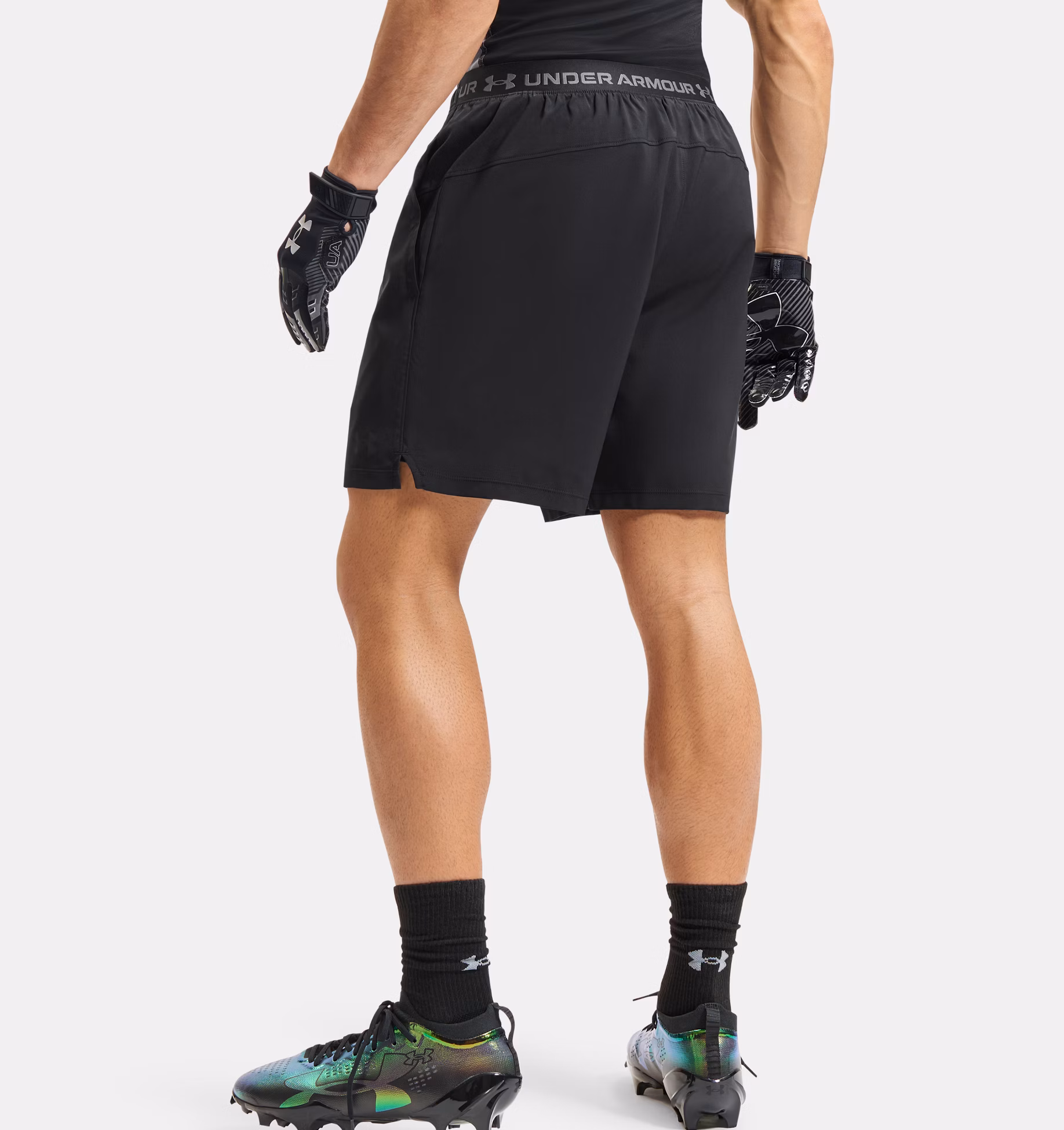 Under Armour მამაკაცის შორტი