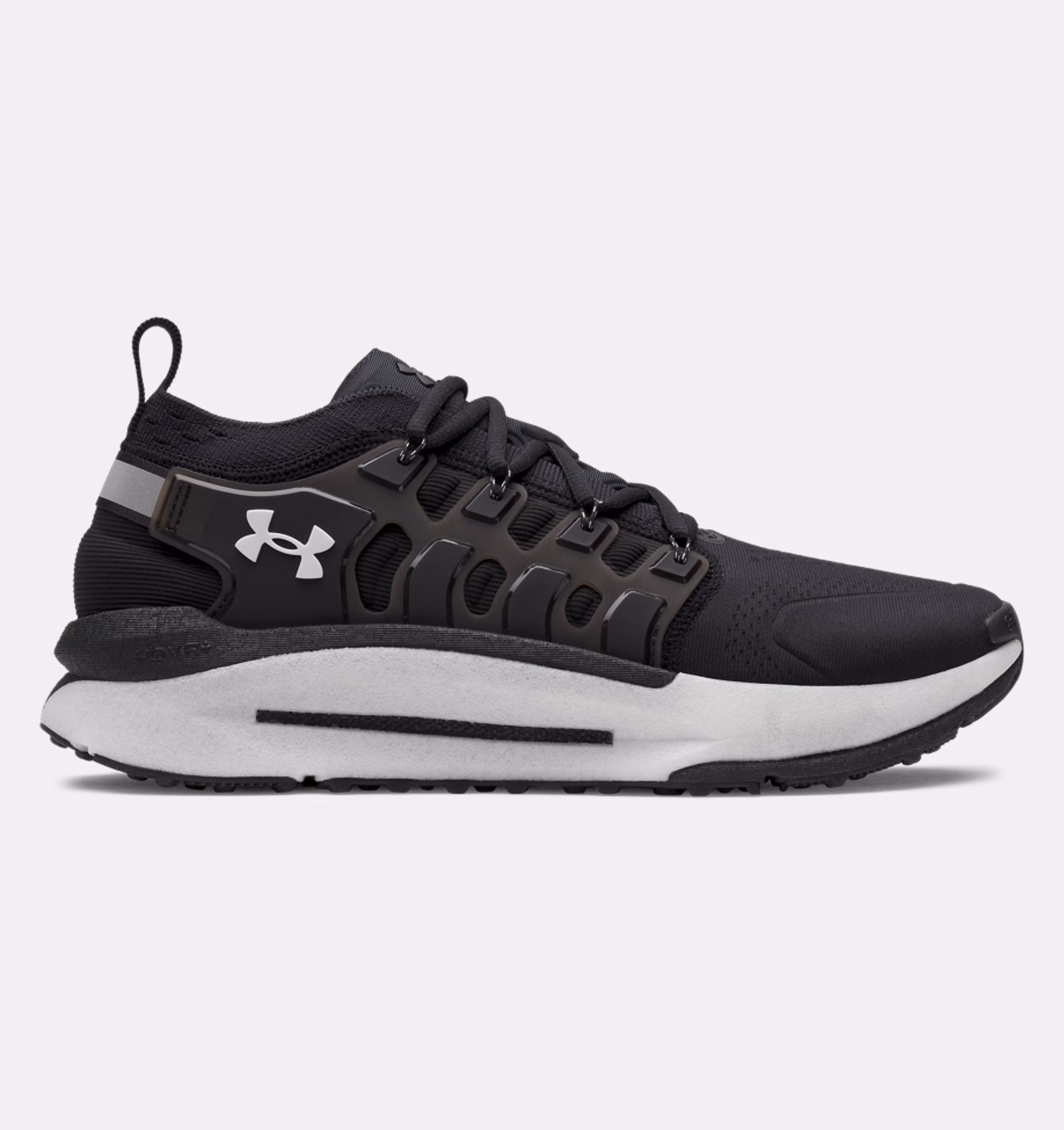 Under Armour მამაკაცის სპორტული ფეხსაცმელი
