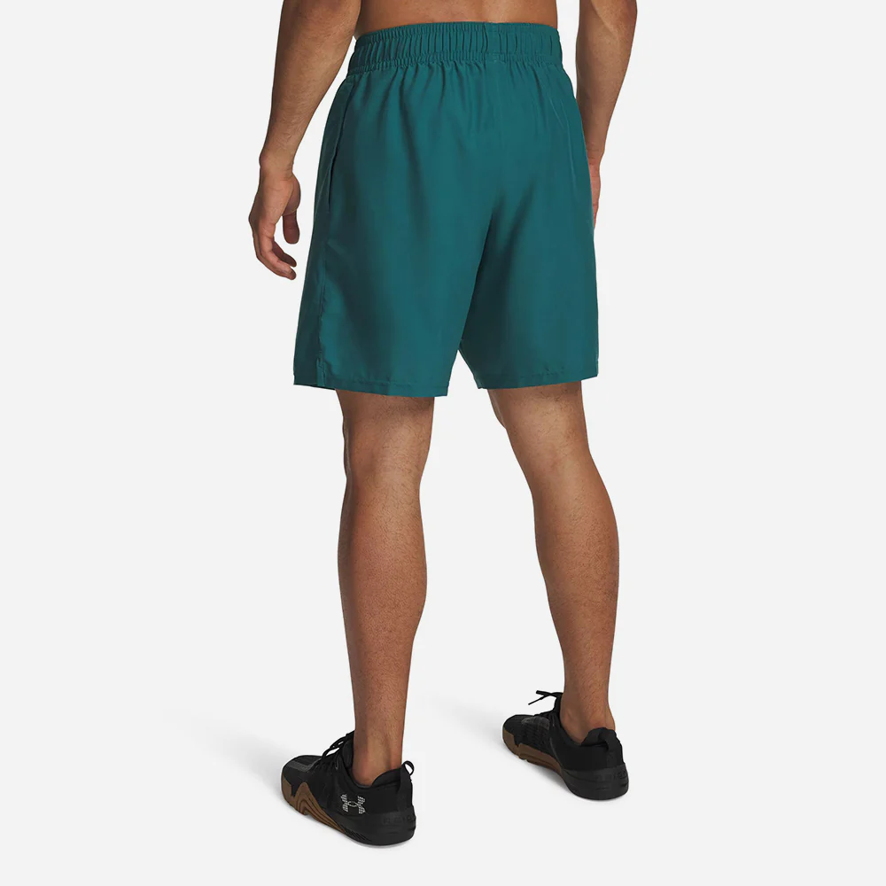 Under Armour მამაკაცის შორტი