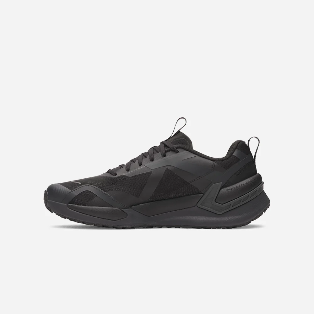 Under Armour მამაკაცის სპორტული ფეხსაცმელი
