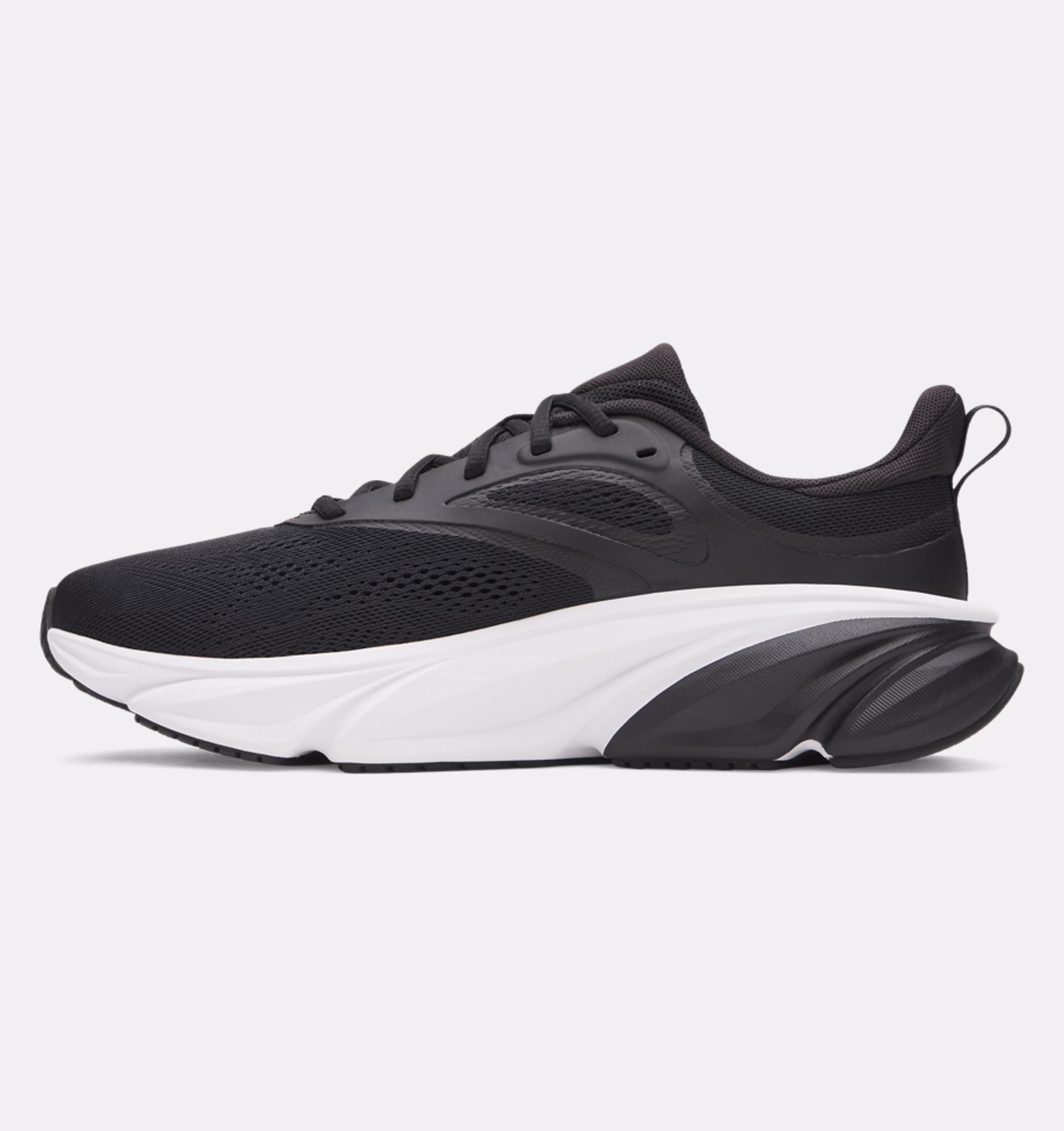 Under Armour მამაკაცის სპორტული ფეხსაცმელი
