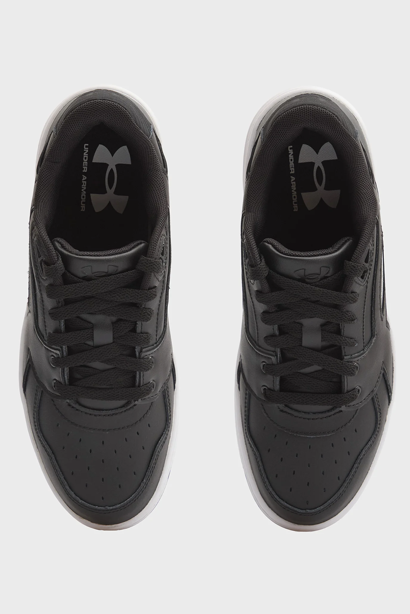 Under Armour მამაკაცის სპორტული ფეხსაცმელი