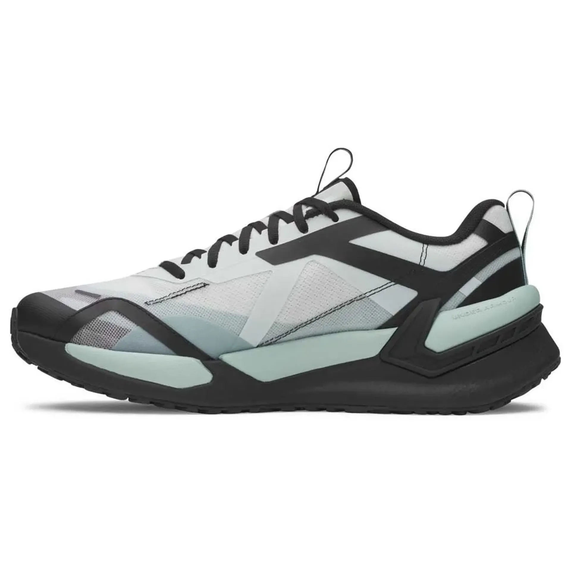 Under Armour მამაკაცის სპორტული ფეხსაცმელი
