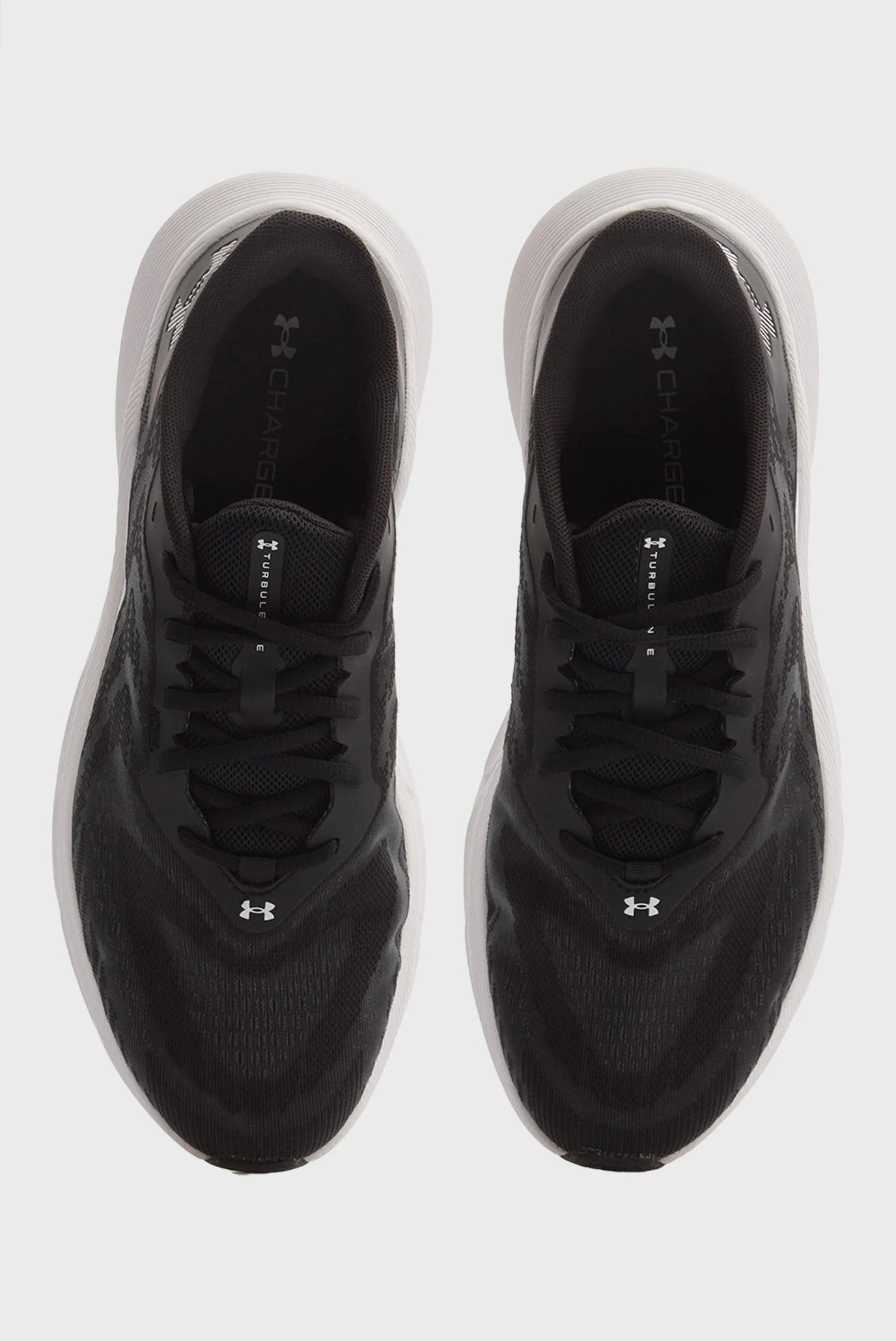Under Armour მამაკაცის სპორტული ფეხსაცმელი
