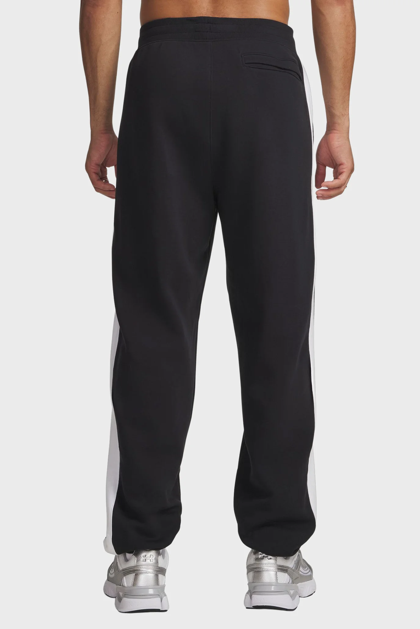 Under Armour მამაკაცის სპორტული შარვალი