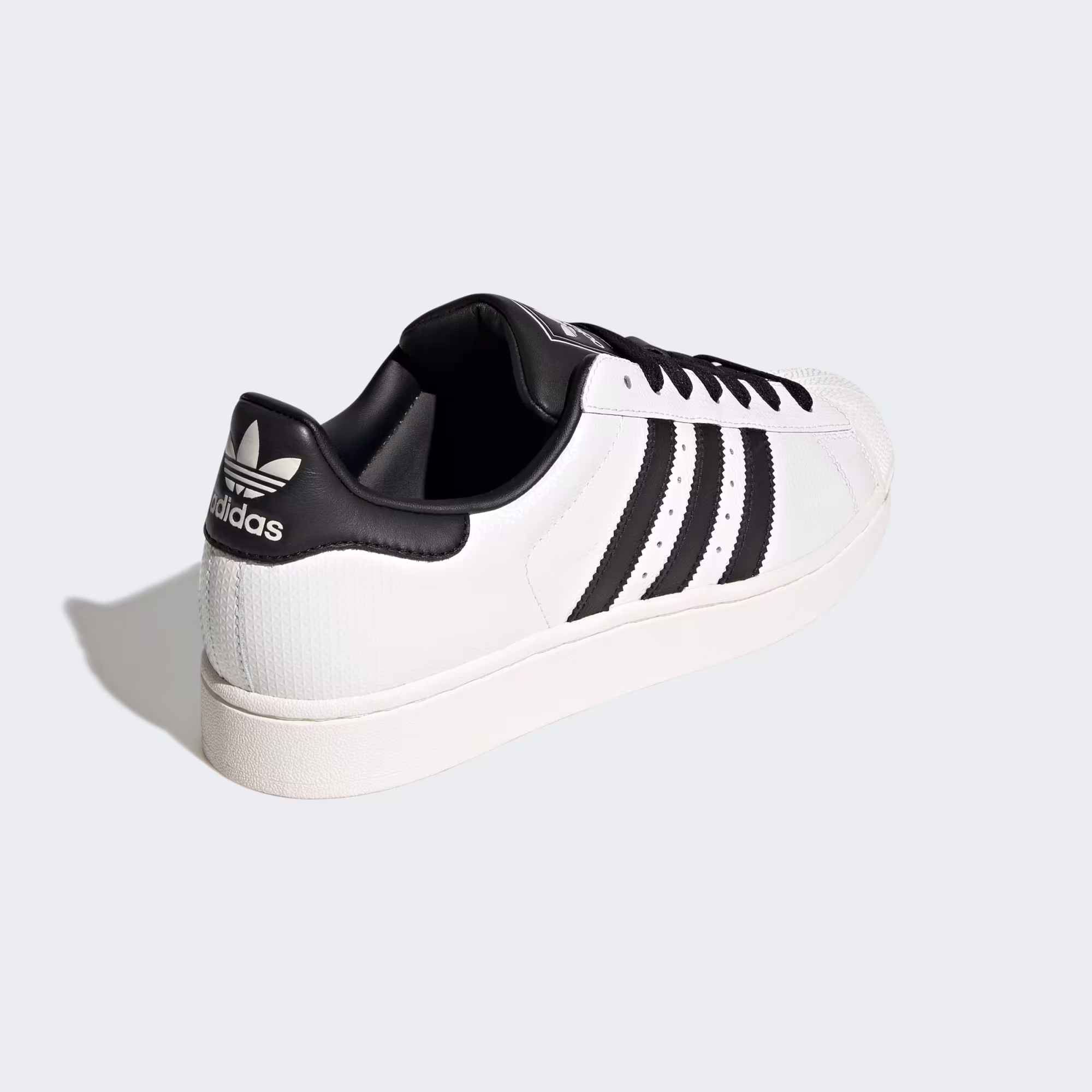 Adidas მამაკაცის სპორტული ფეხსაცმელი