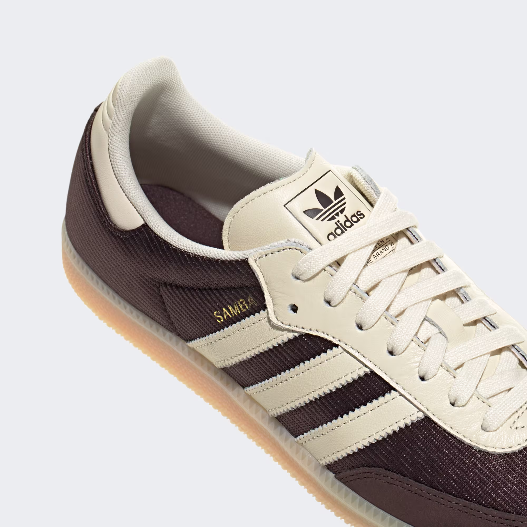 Adidas მამაკაცის სპორტული ფეხსაცმელი