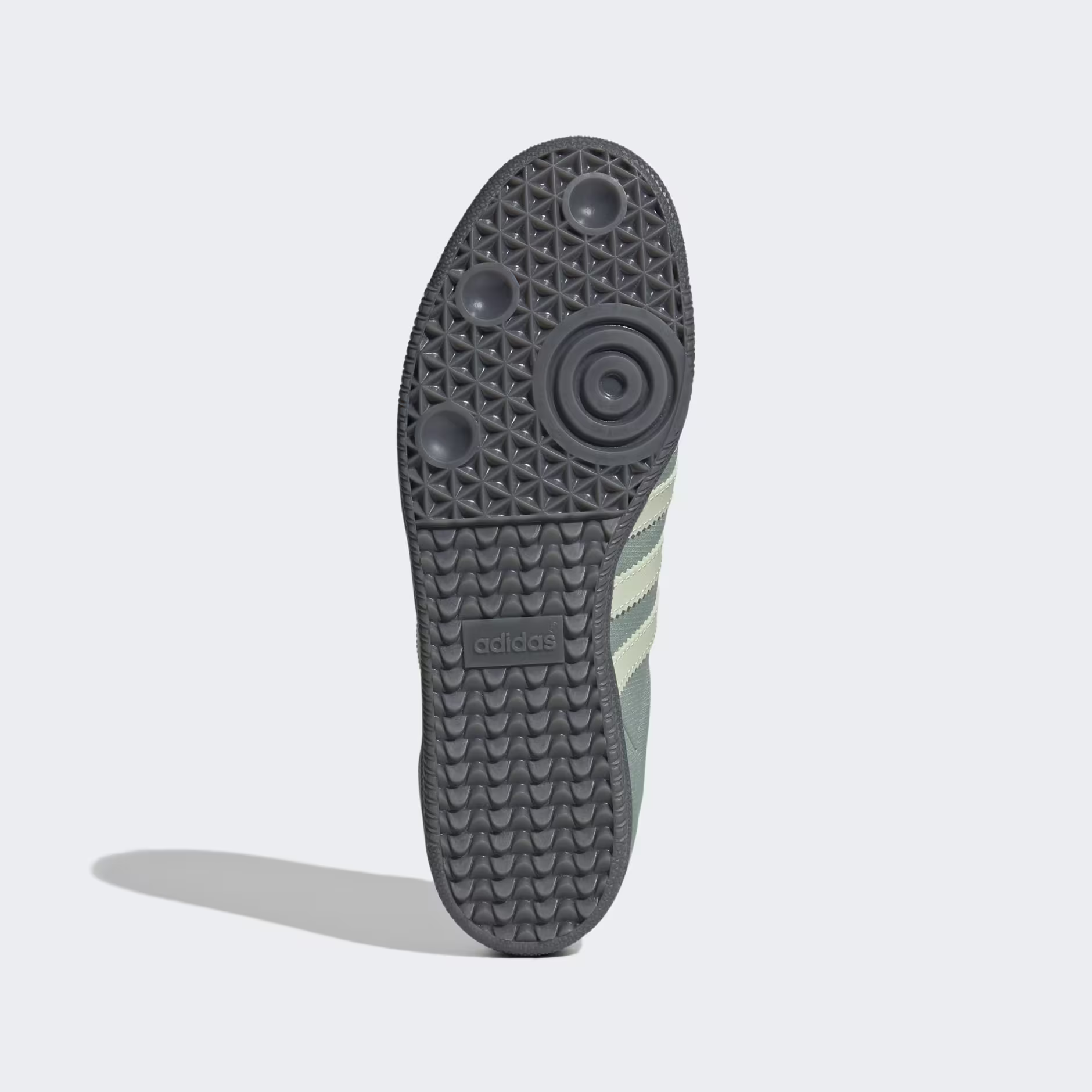 Adidas მამაკაცის სპორტული ფეხსაცმელი