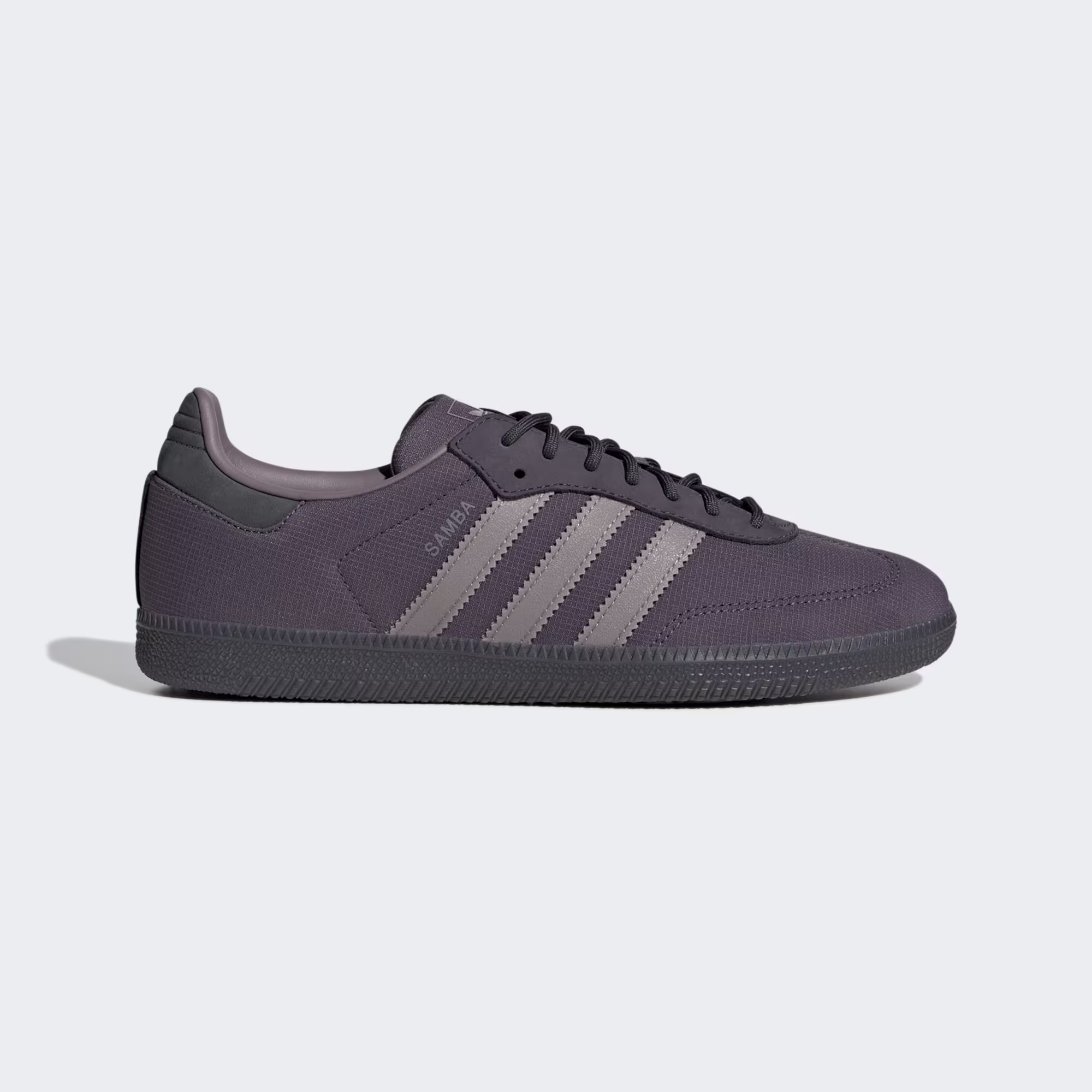 Adidas მამაკაცის სპორტული ფეხსაცმელი