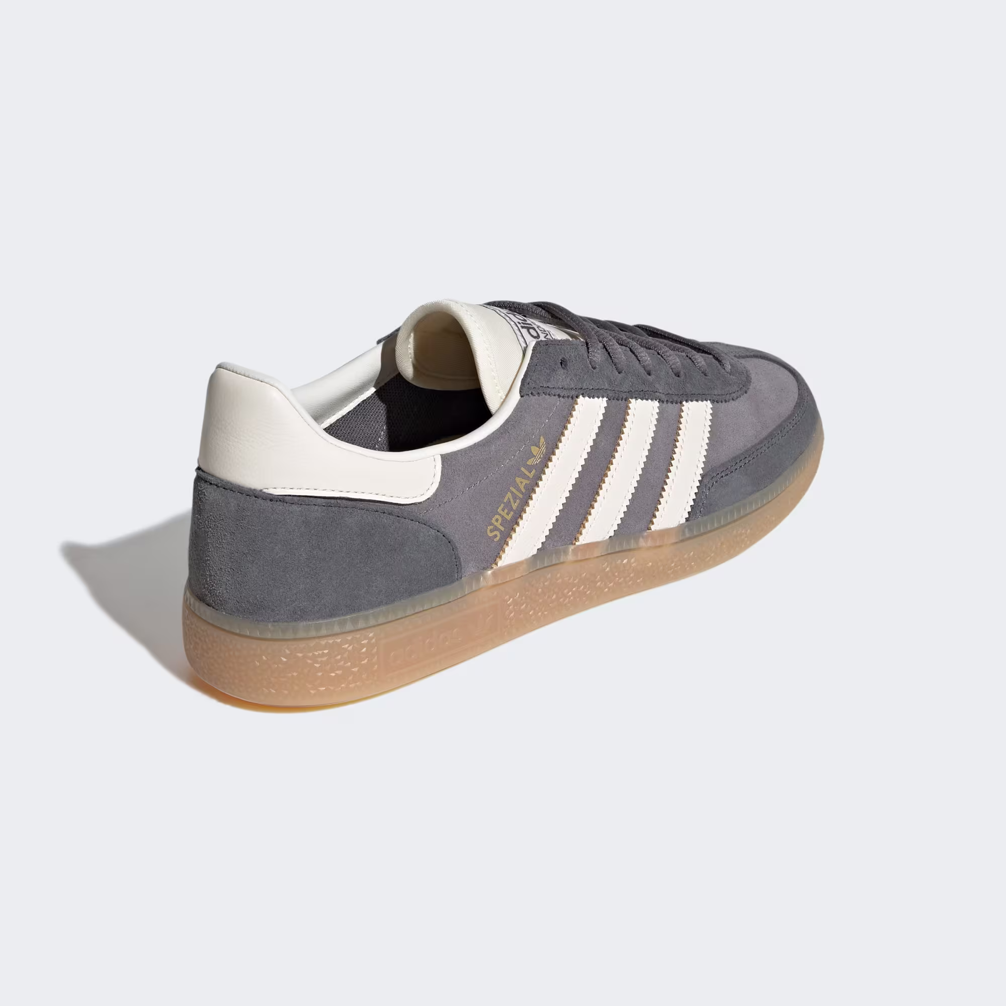 Adidas მამაკაცის სპორტული ფეხსაცმელი