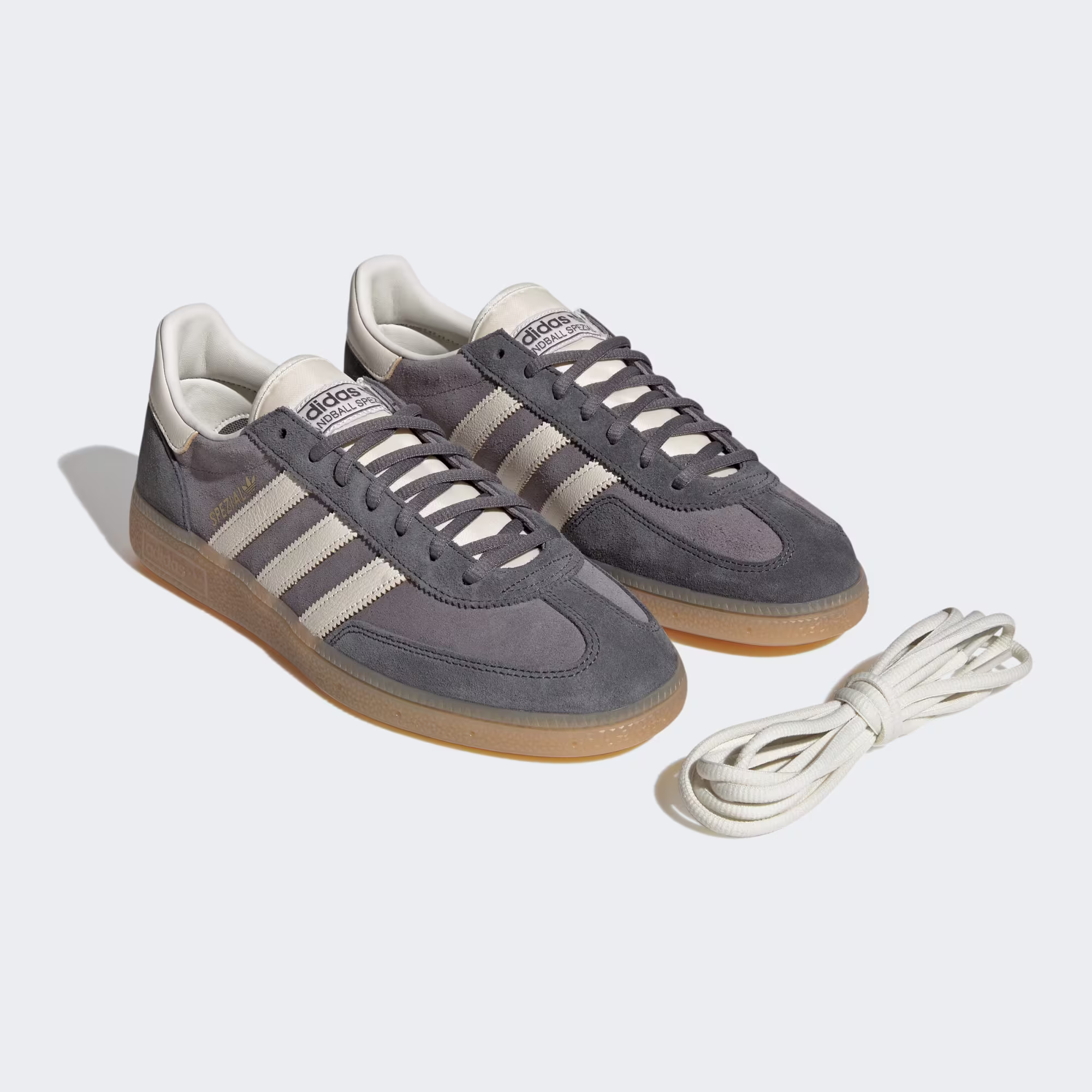 Adidas მამაკაცის სპორტული ფეხსაცმელი