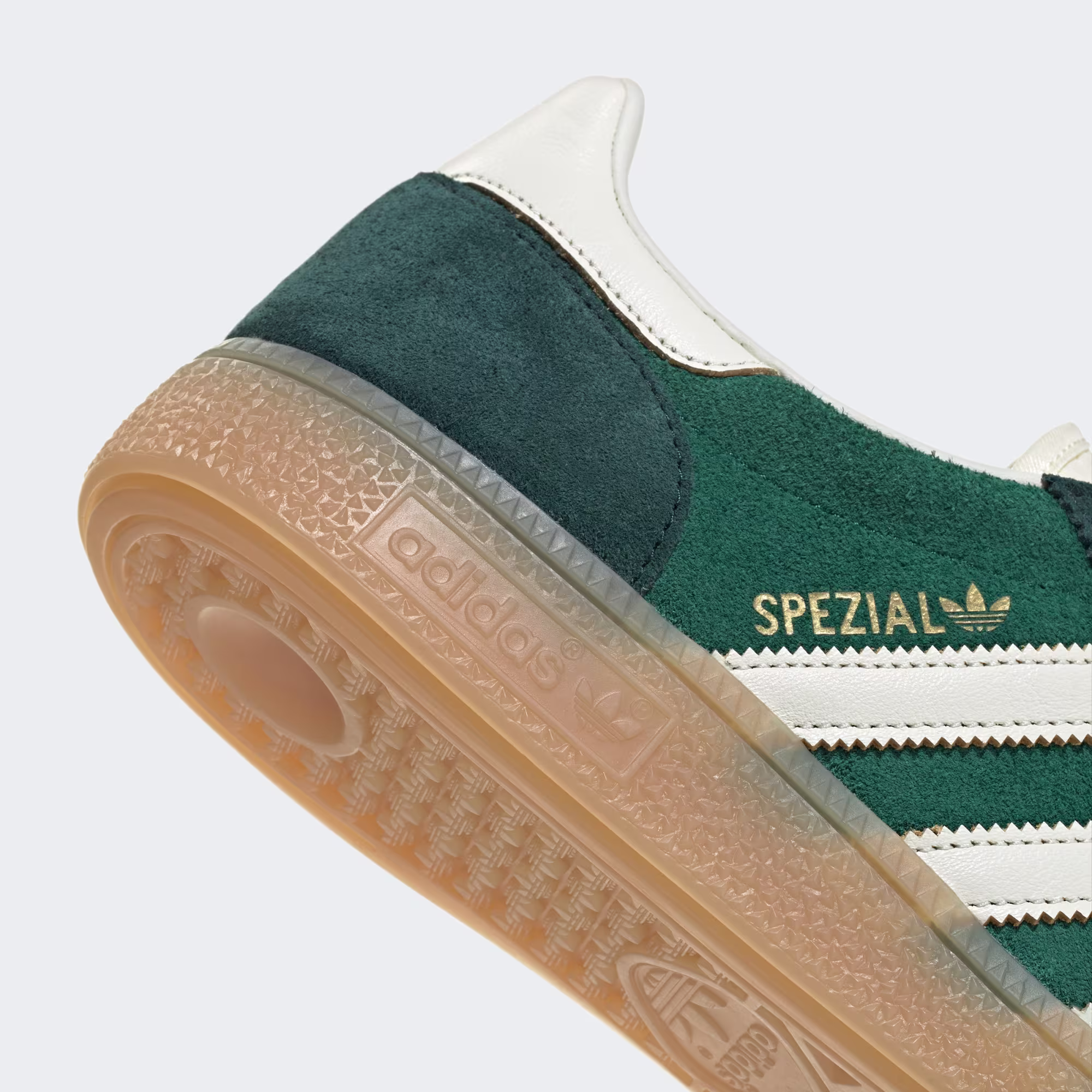 Adidas მამაკაცის სპორტული ფეხსაცმელი