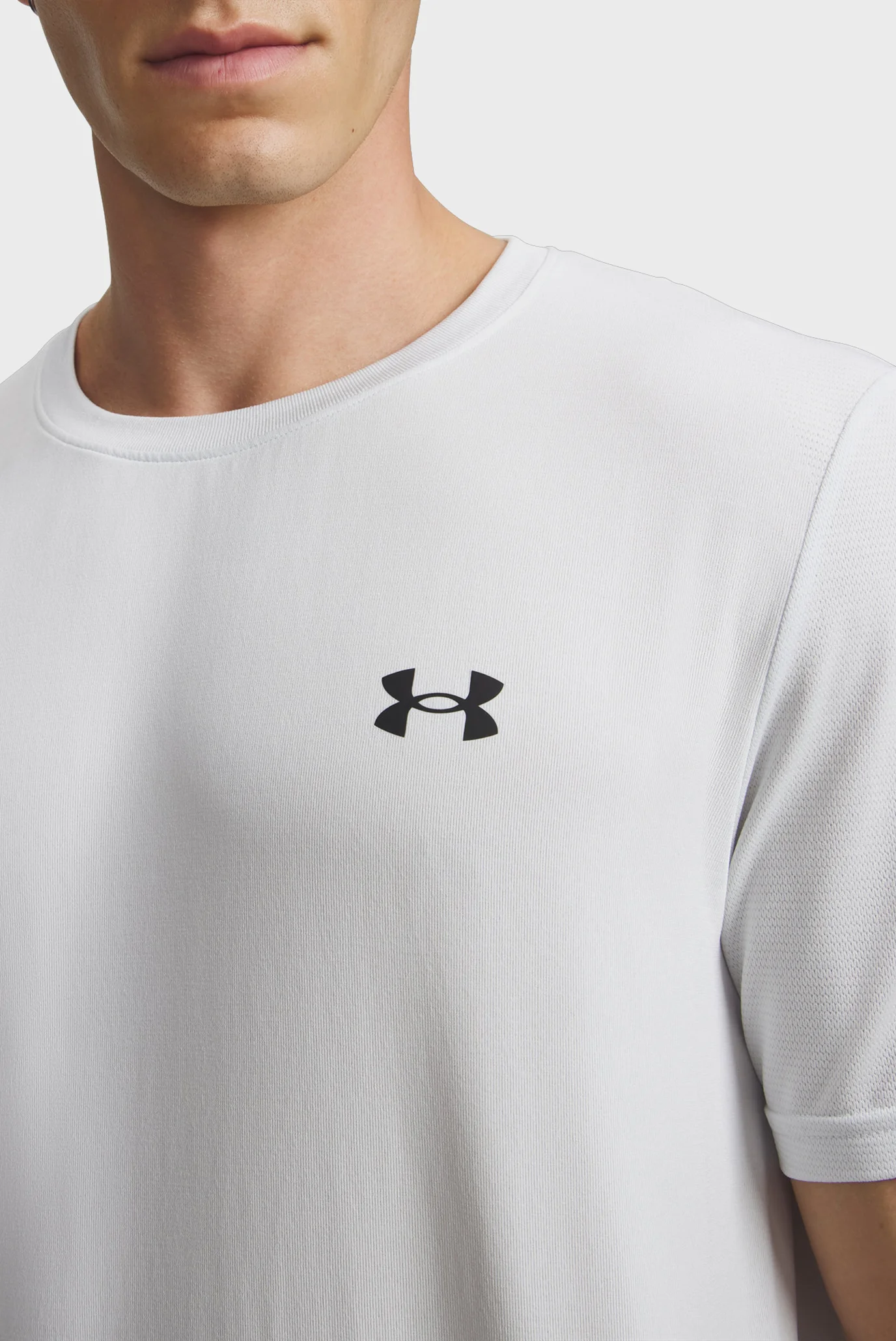 Under Armour მამაკაცის მაისური