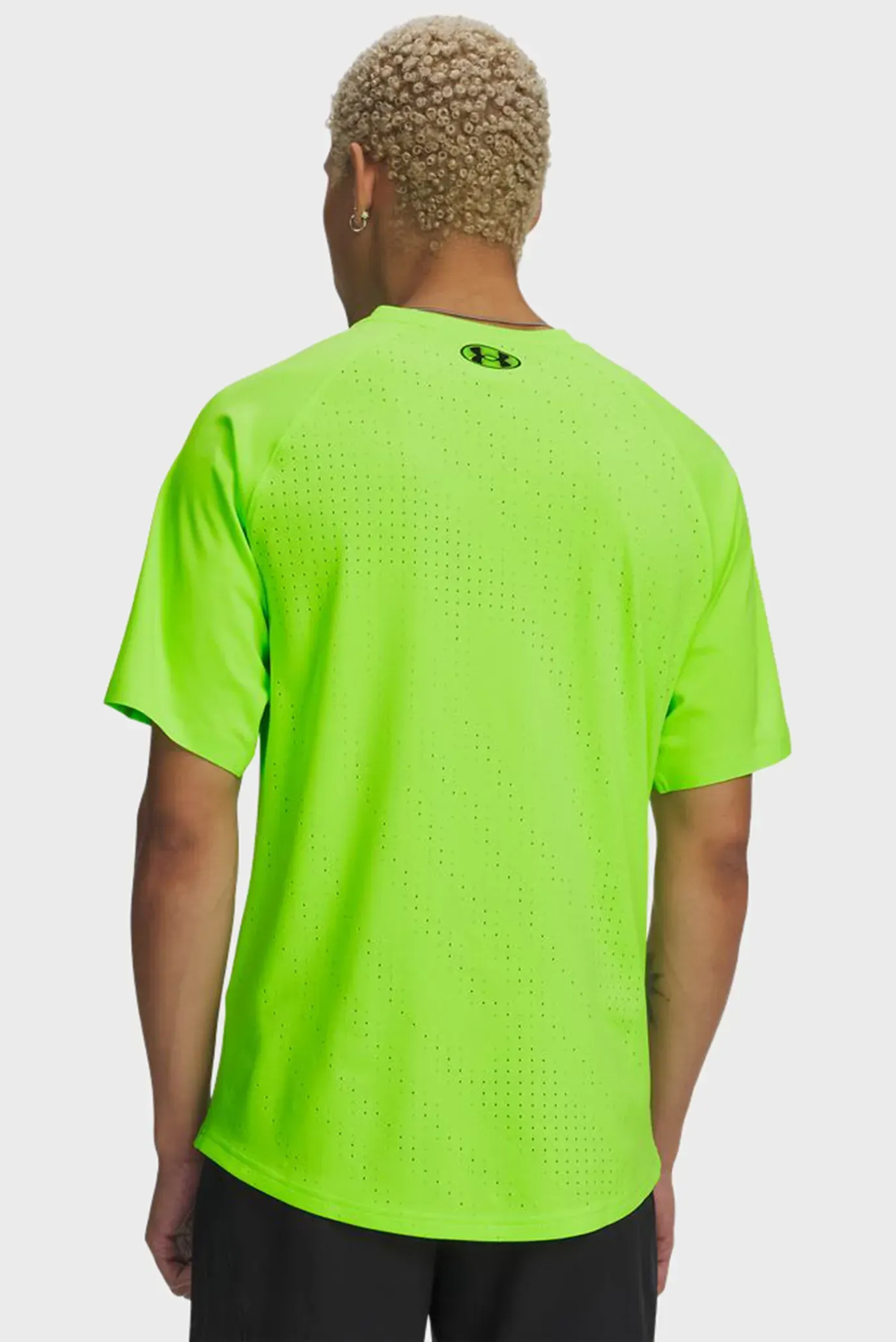 Under Armour მამაკაცის მაისური