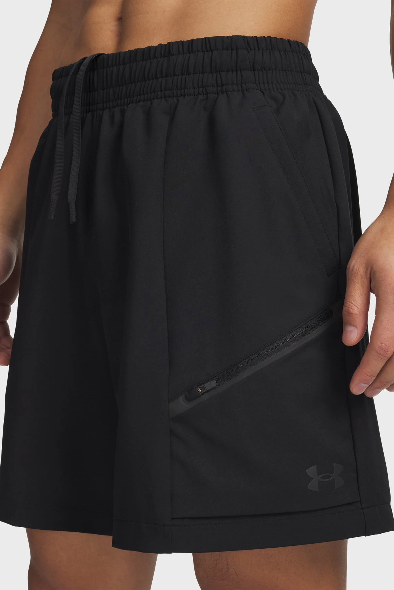 Under Armour მამაკაცის შორტი