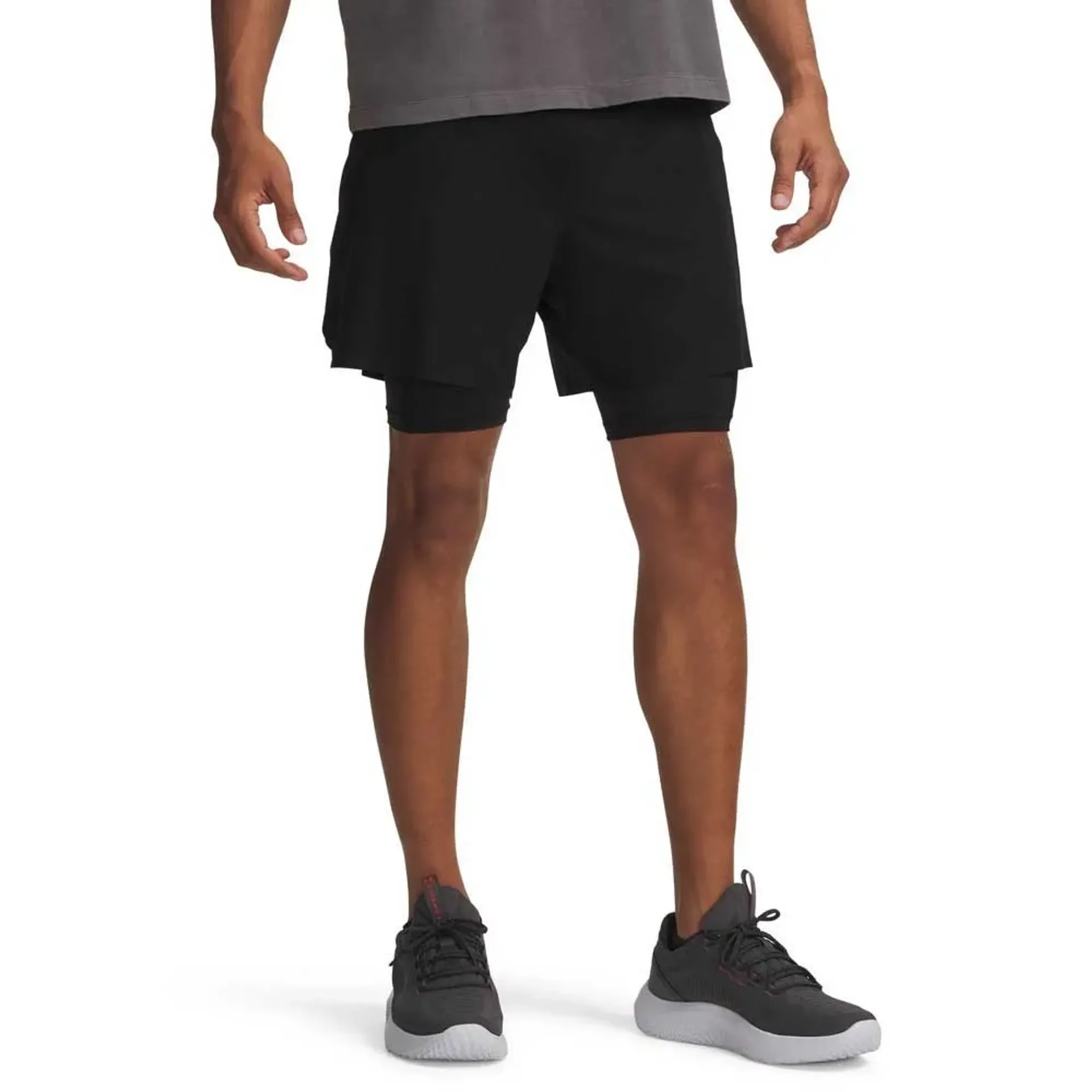 Under Armour მამაკაცის შორტი
