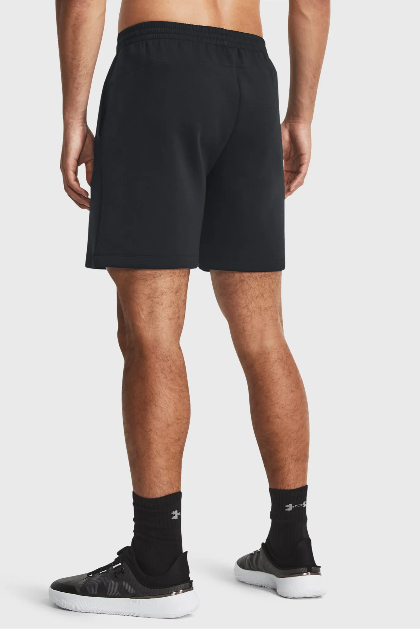 Under Armour მამაკაცის შორტი