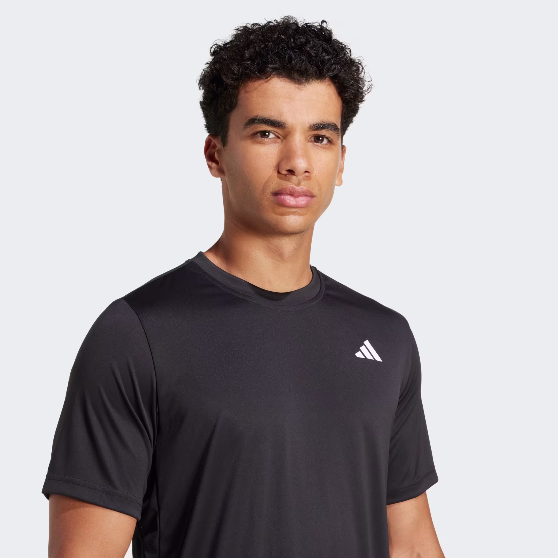 Adidas მამაკაცის მაისური