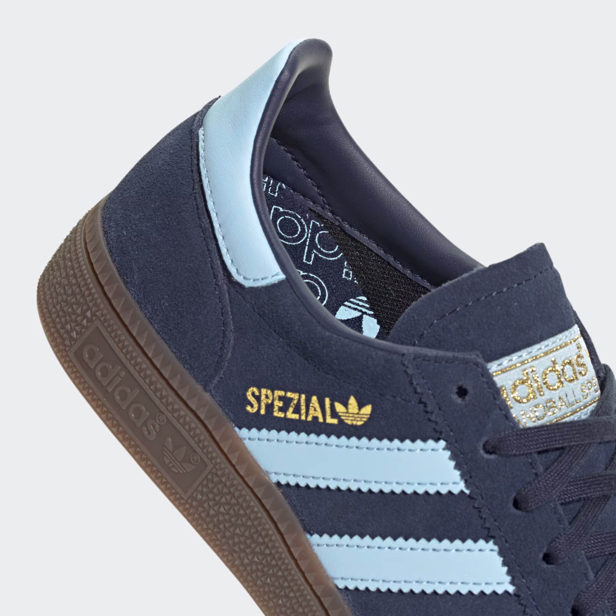 Adidas ბავშვის სპორტული ფეხსაცმელი
