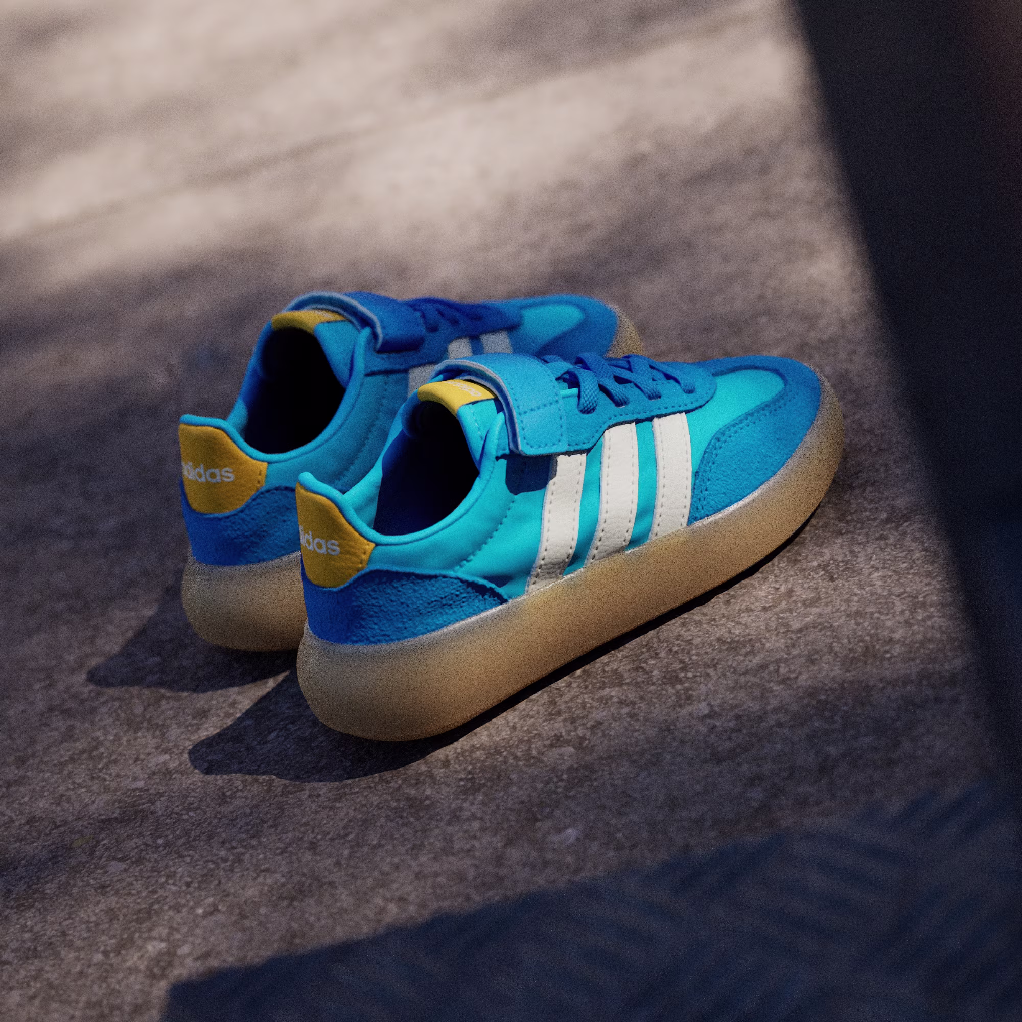 Adidas ბავშვის სპორტული ფეხსაცმელი