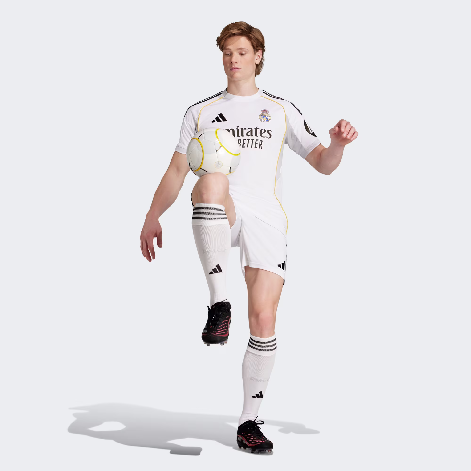 Adidas მამაკაცის შორტი