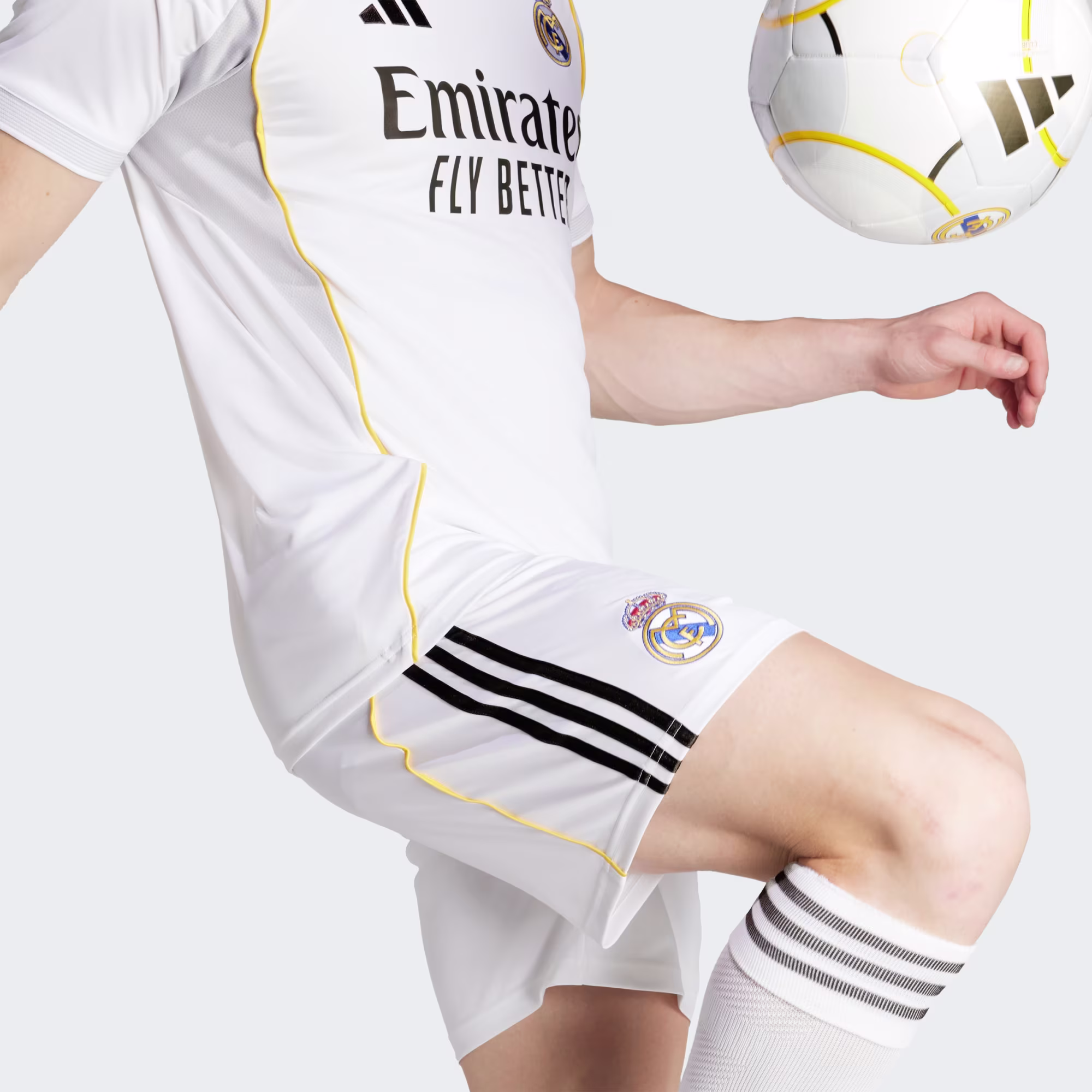 Adidas მამაკაცის შორტი