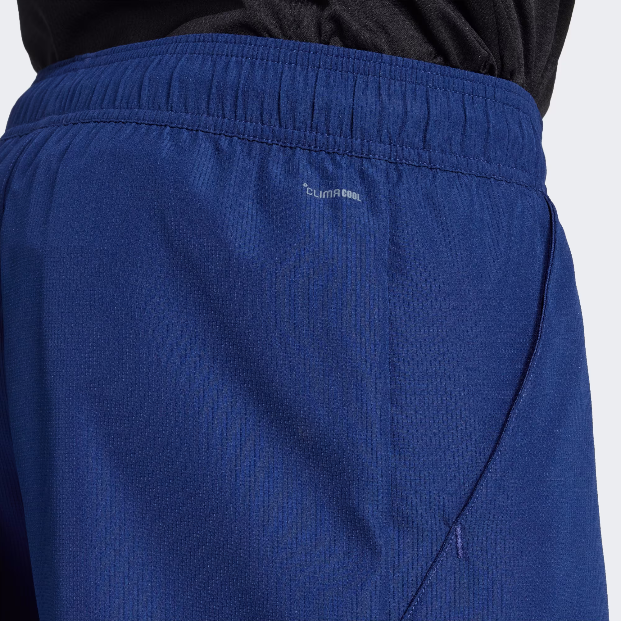 Adidas მამაკაცის შორტი CLUB SHORT