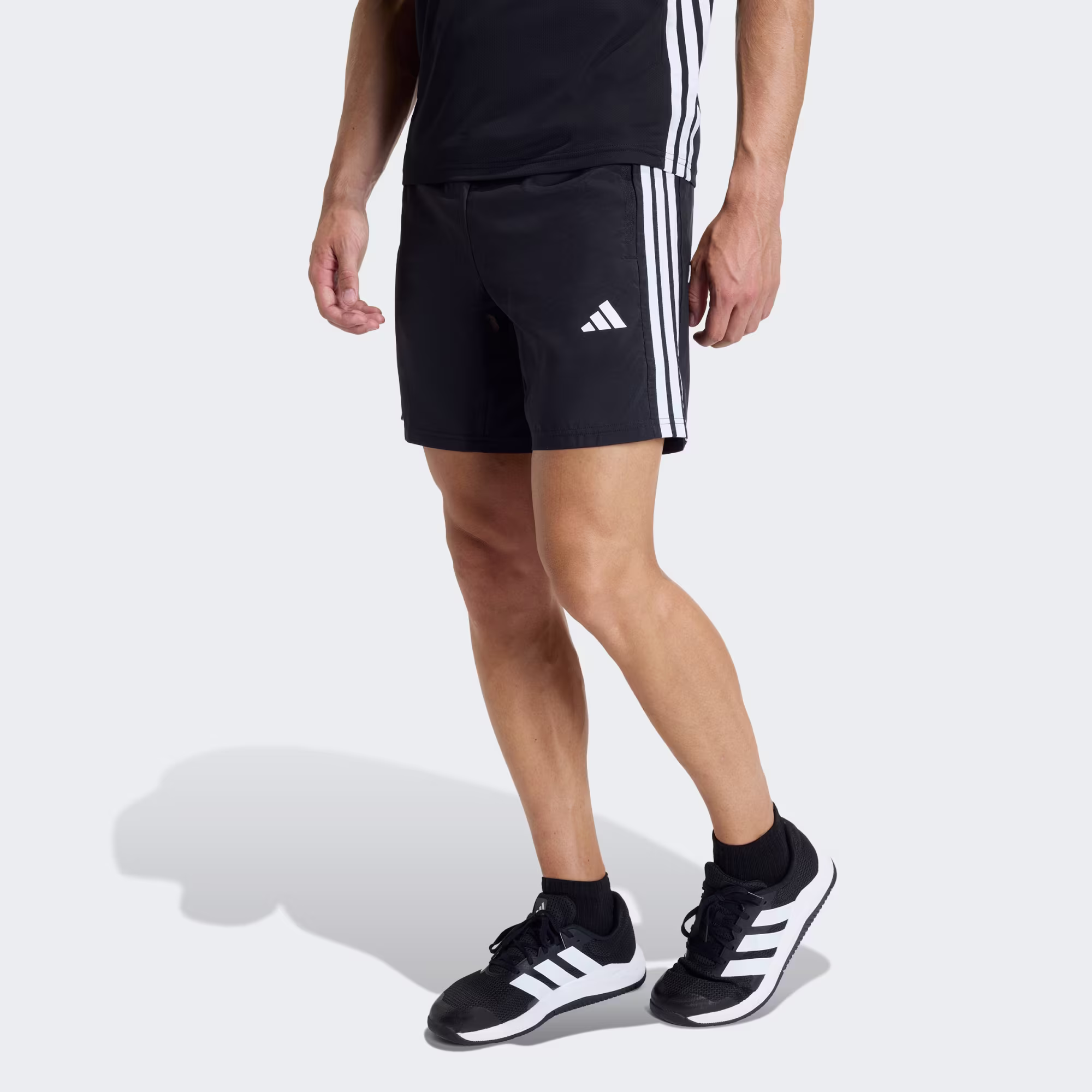 Adidas მამაკაცის შორტი