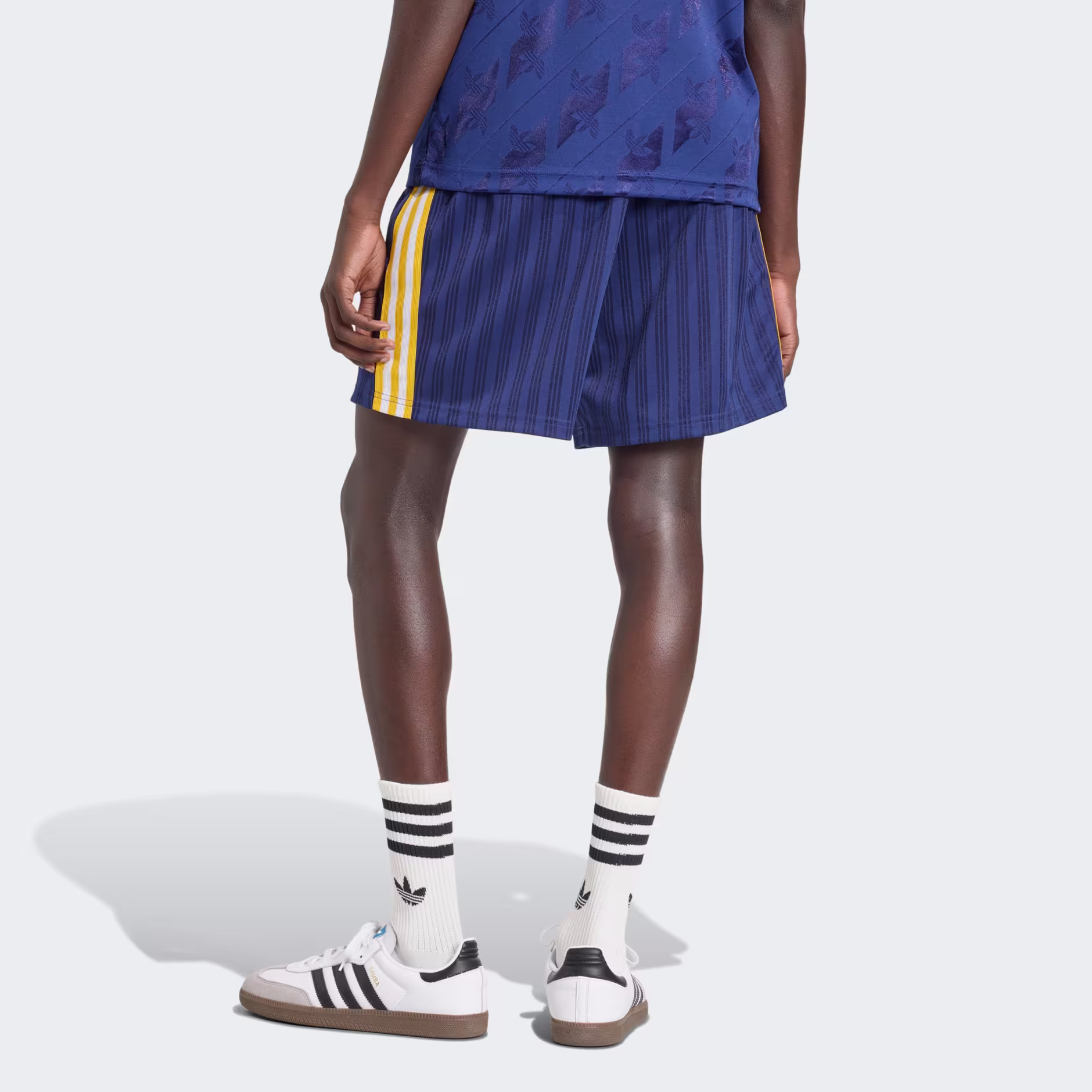 Adidas მამაკაცის შორტი