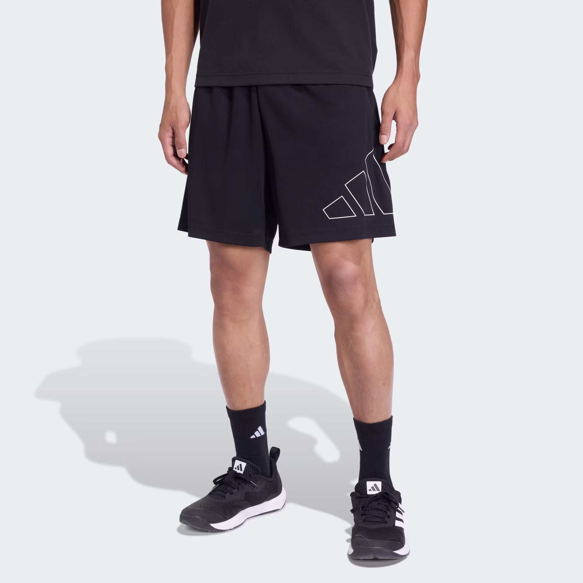 Adidas მამაკაცის შორტი