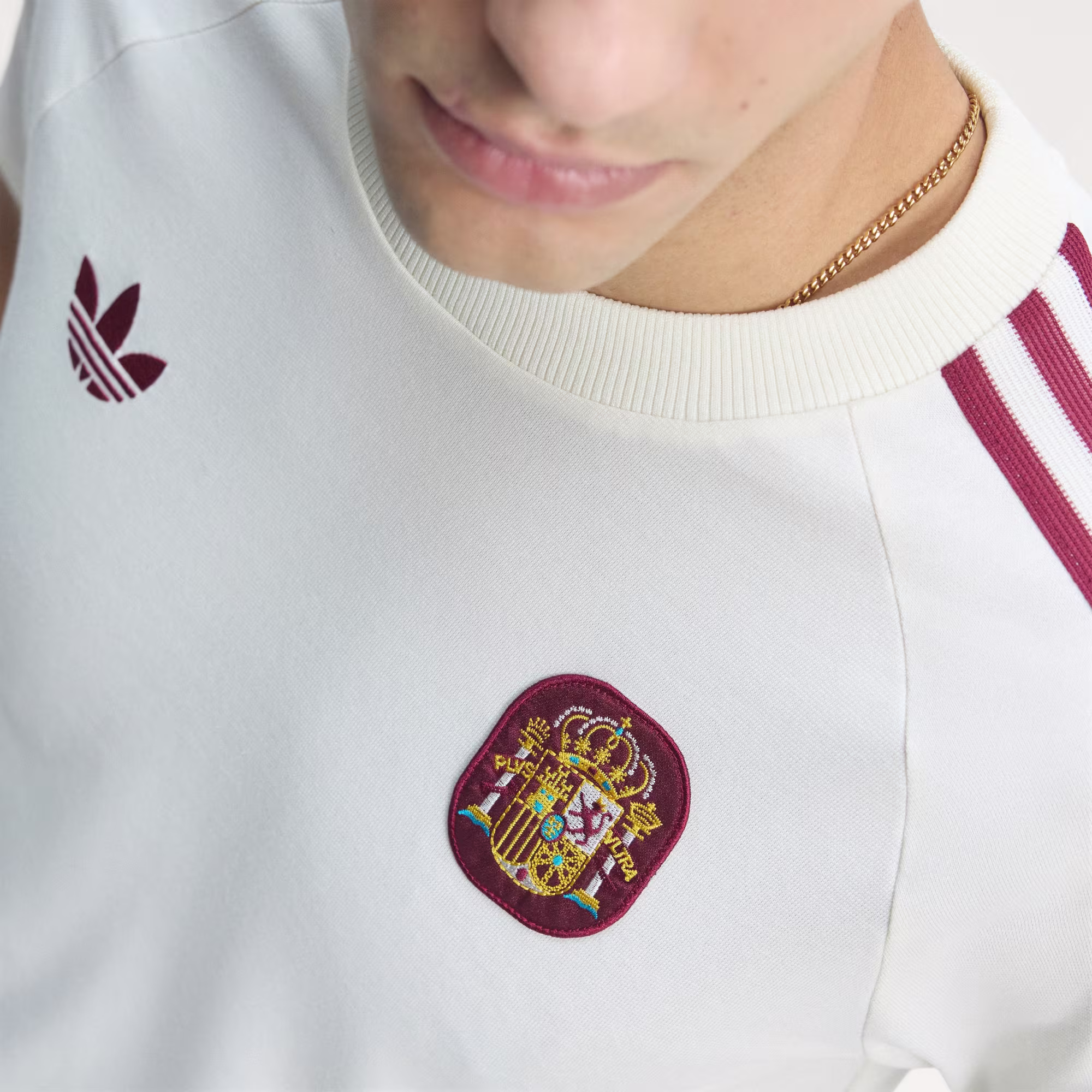 Adidas მამაკაცის მაისური