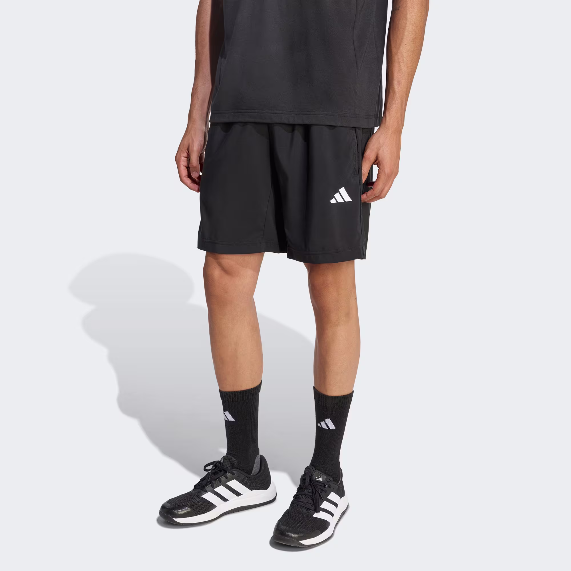 Adidas მამაკაცის შორტი