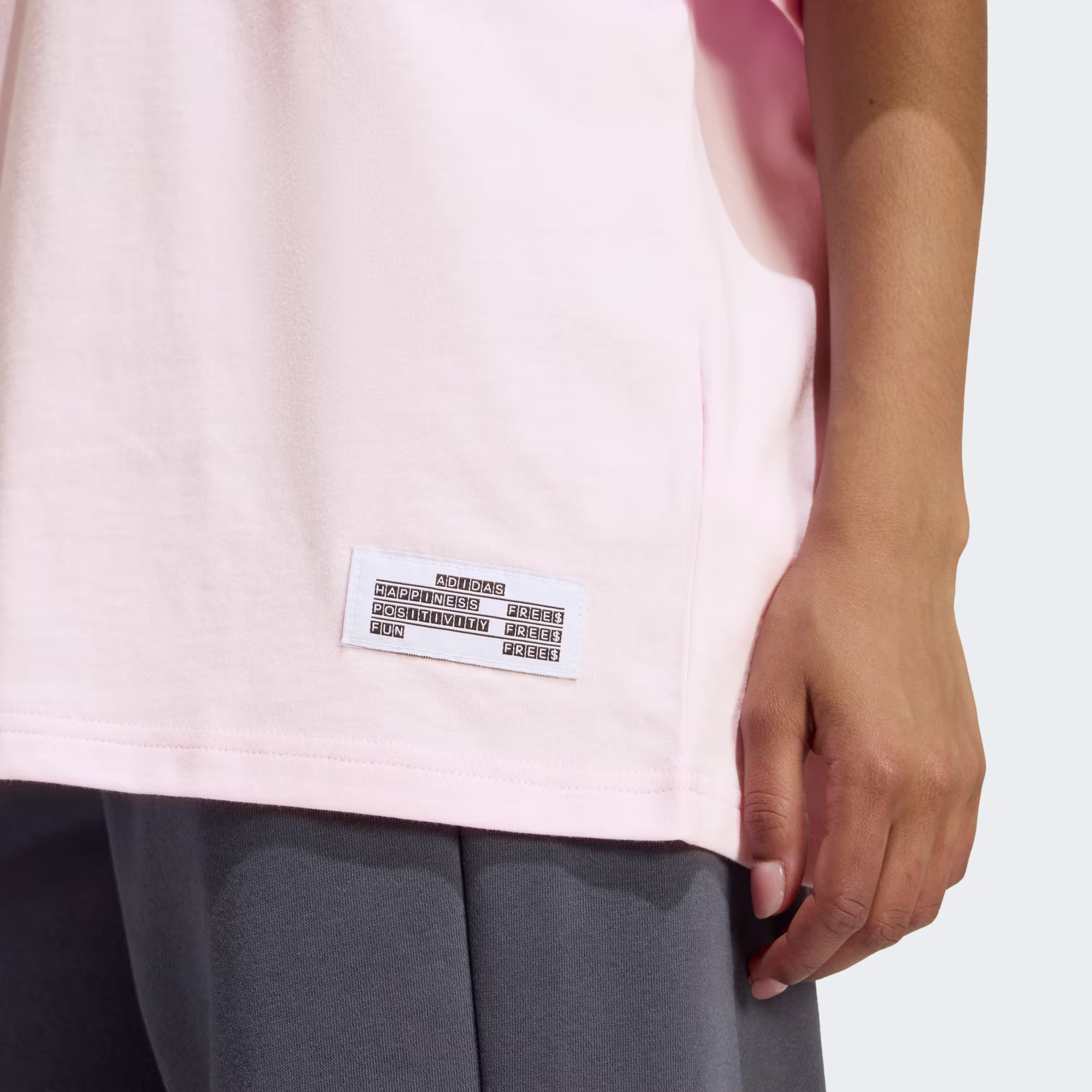 Adidas ქალის მაისური