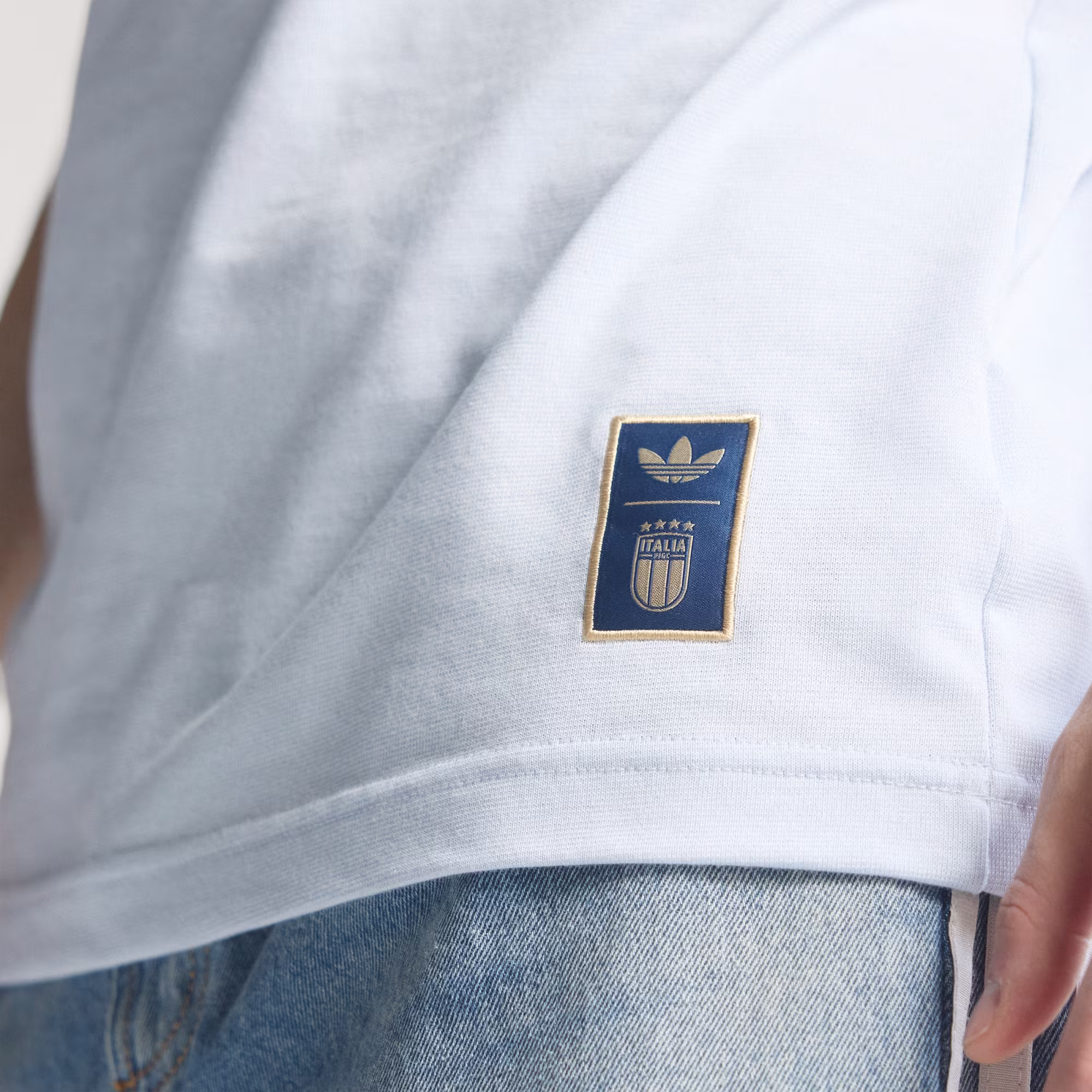 Adidas მამაკაცის მაისური