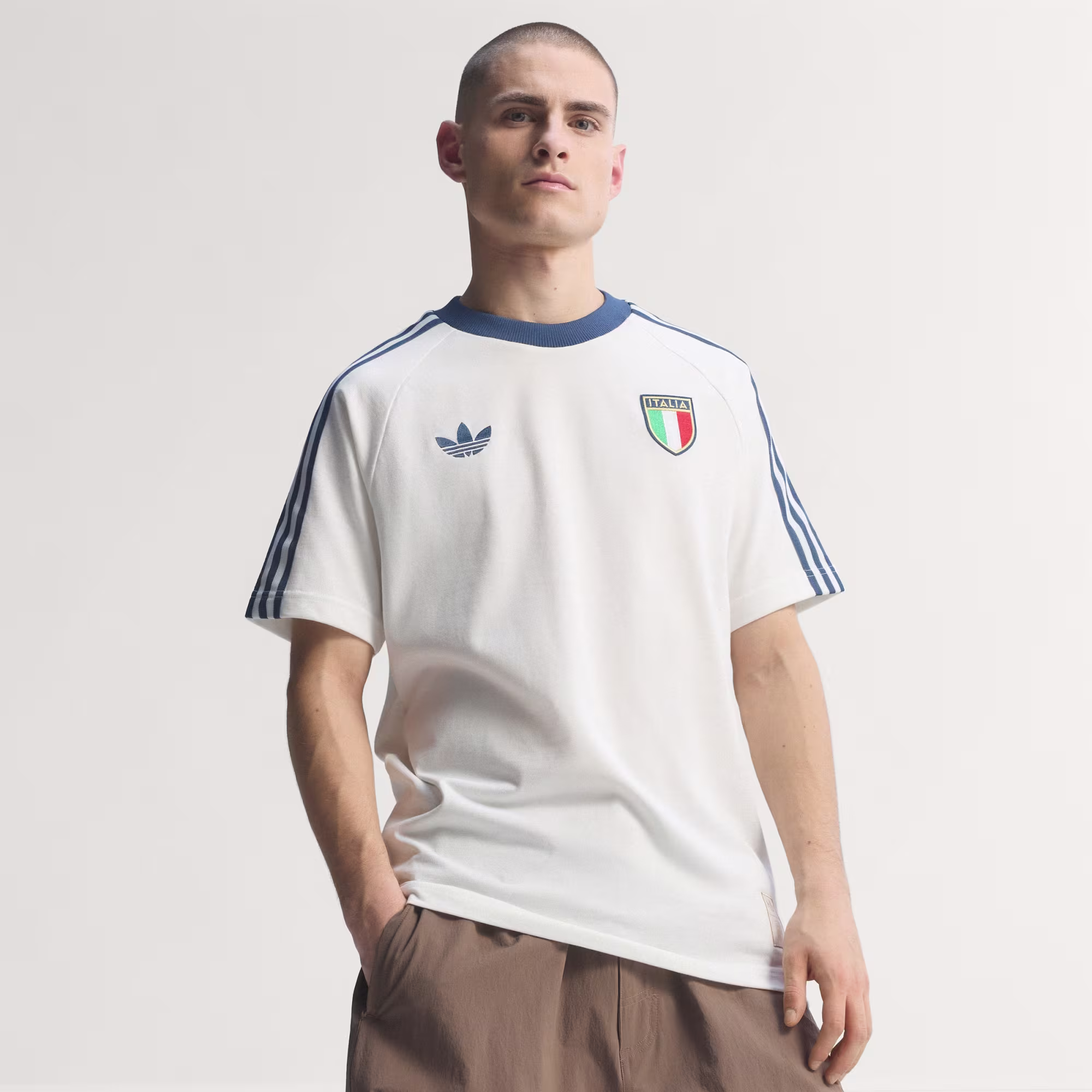 Adidas მამაკაცის მაისური
