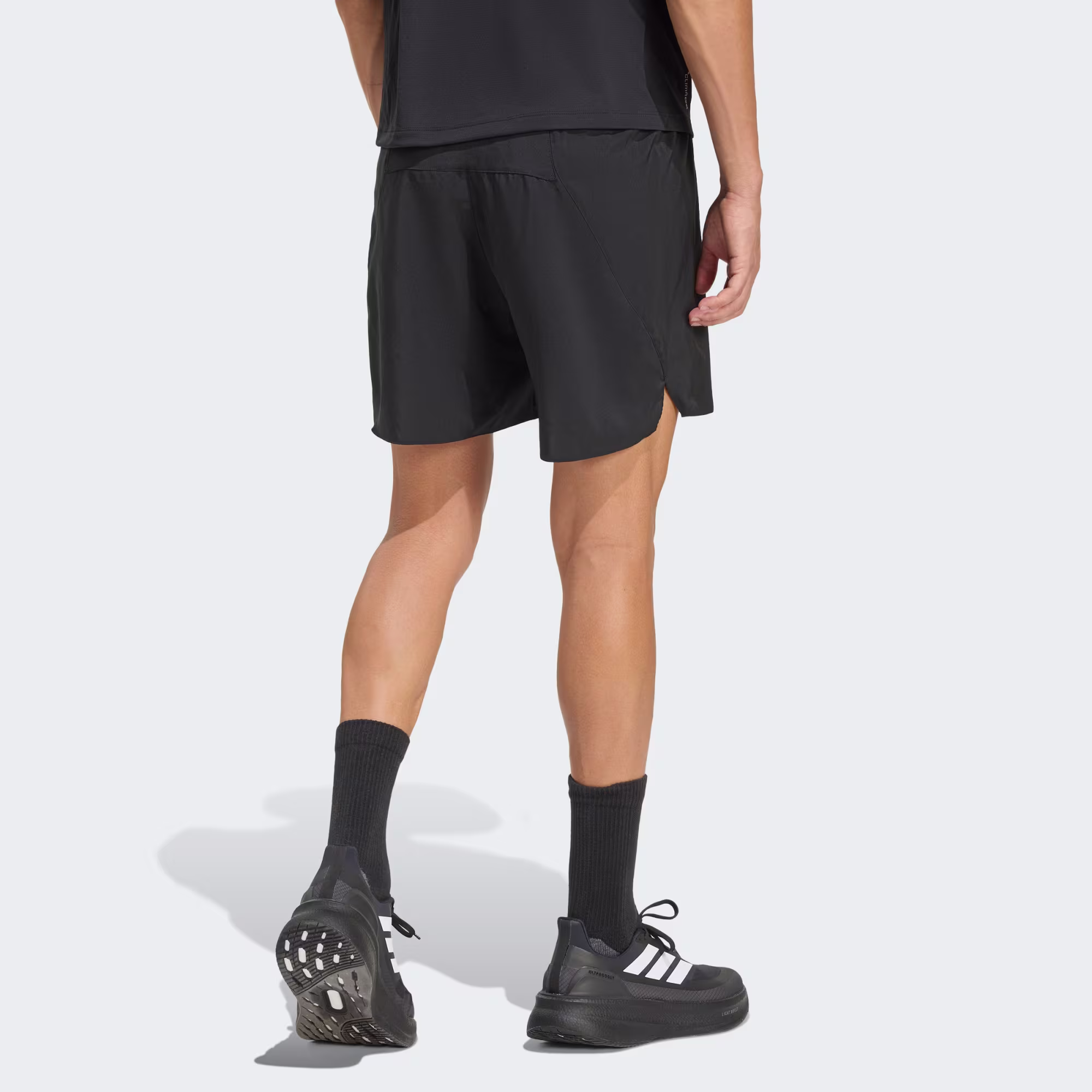 Adidas მამაკაცის შორტი
