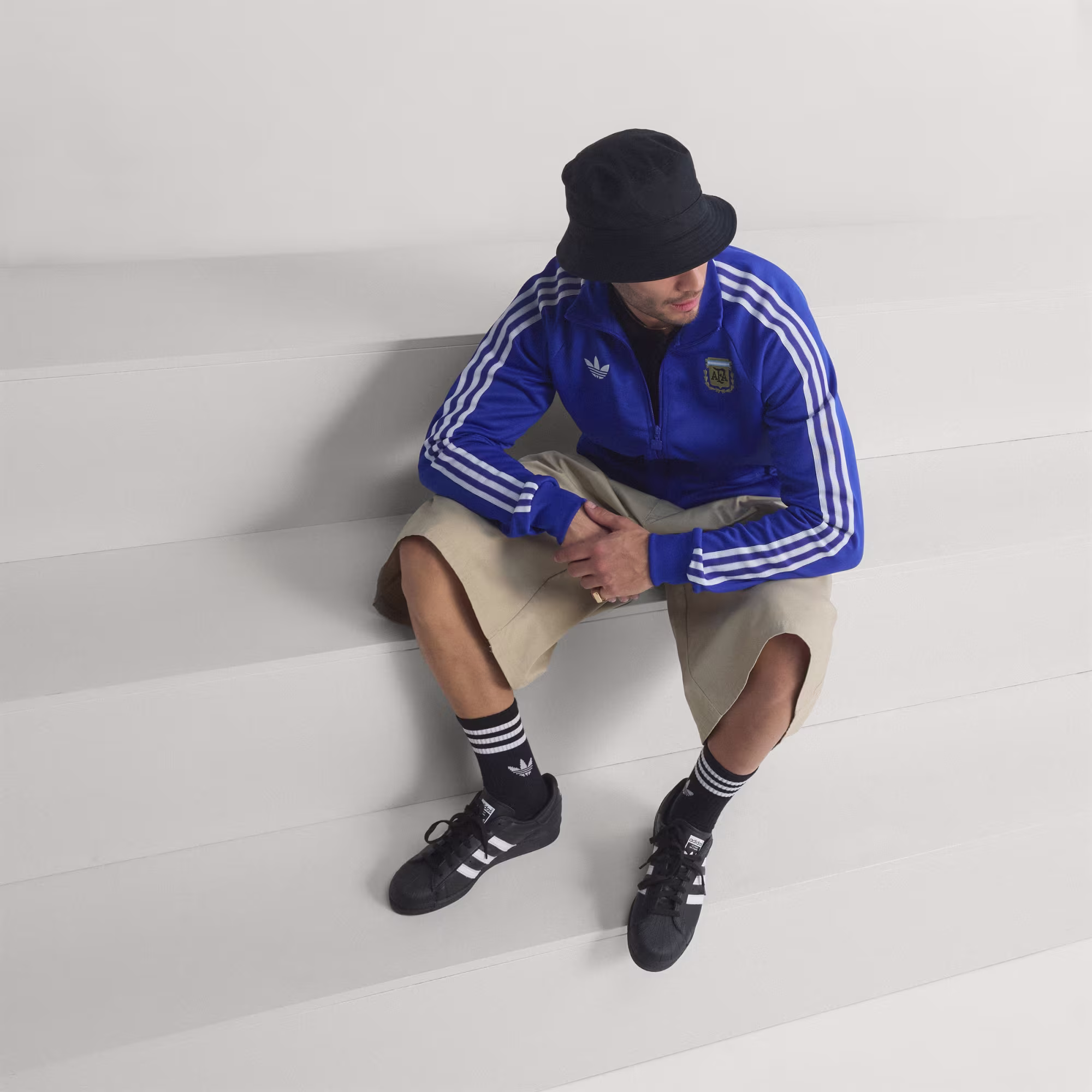 Adidas მამაკაცის ჯემპრი