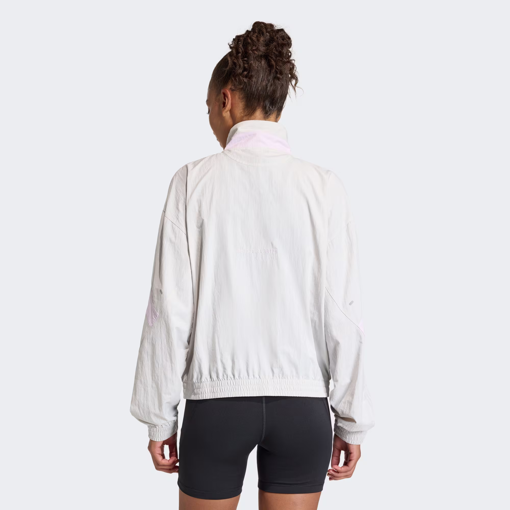 Adidas ქალის  ქურთუკი