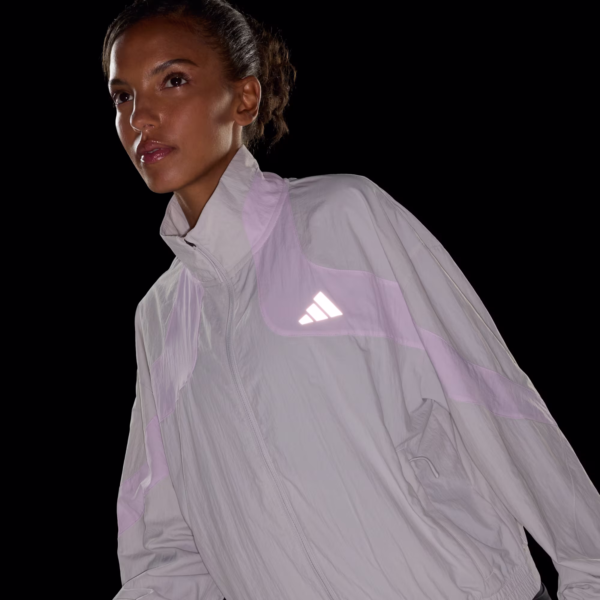 Adidas ქალის  ქურთუკი