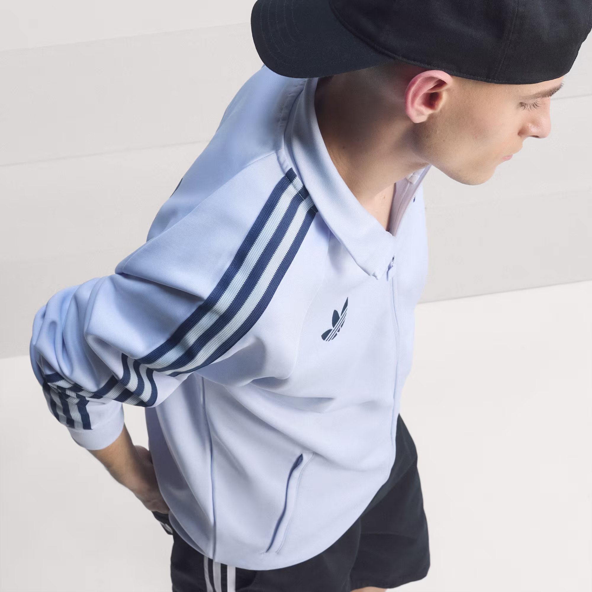 Adidas მამაკაცის ჯემპრი