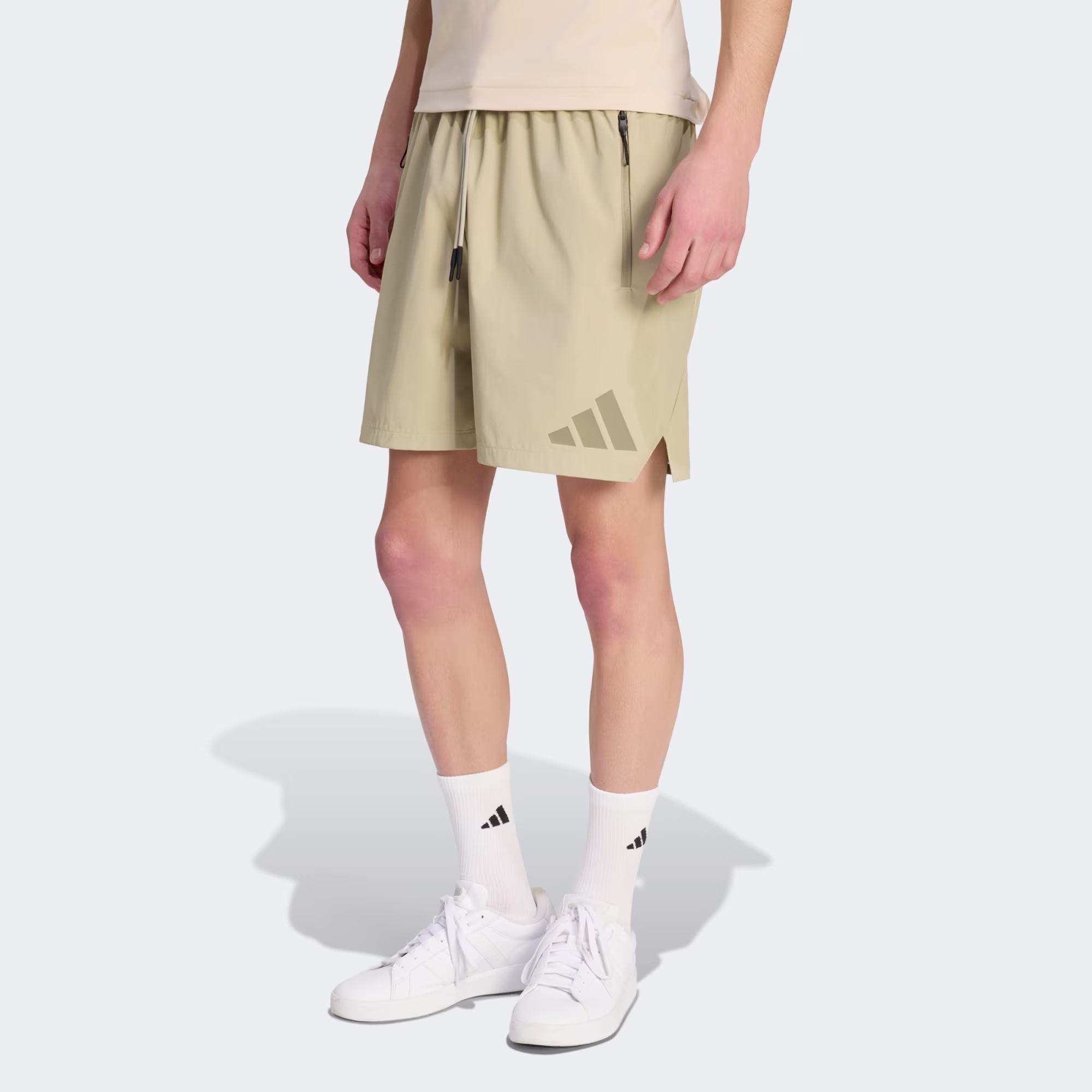 Adidas მამაკაცის შორტი