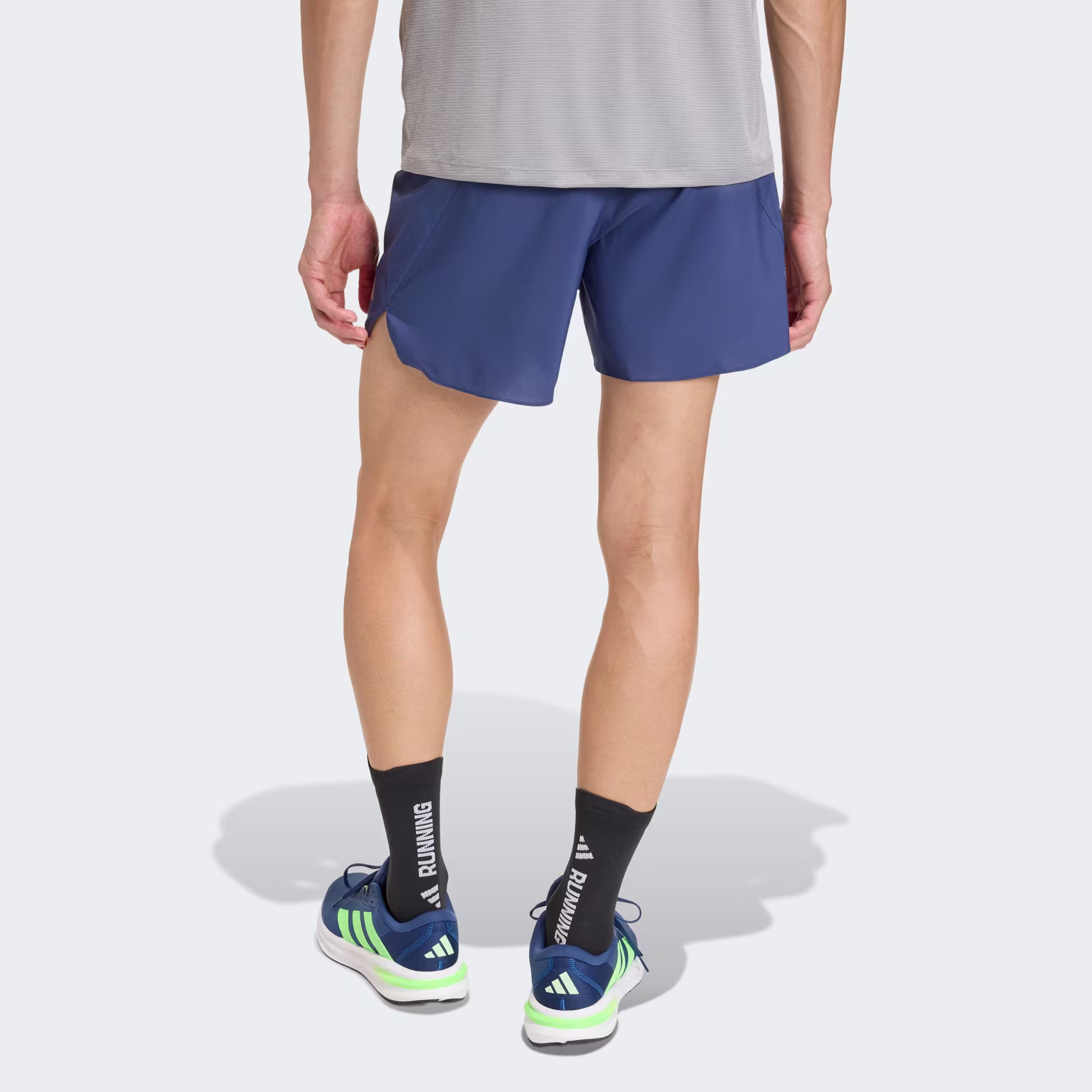 Adidas მამაკაცის შორტი