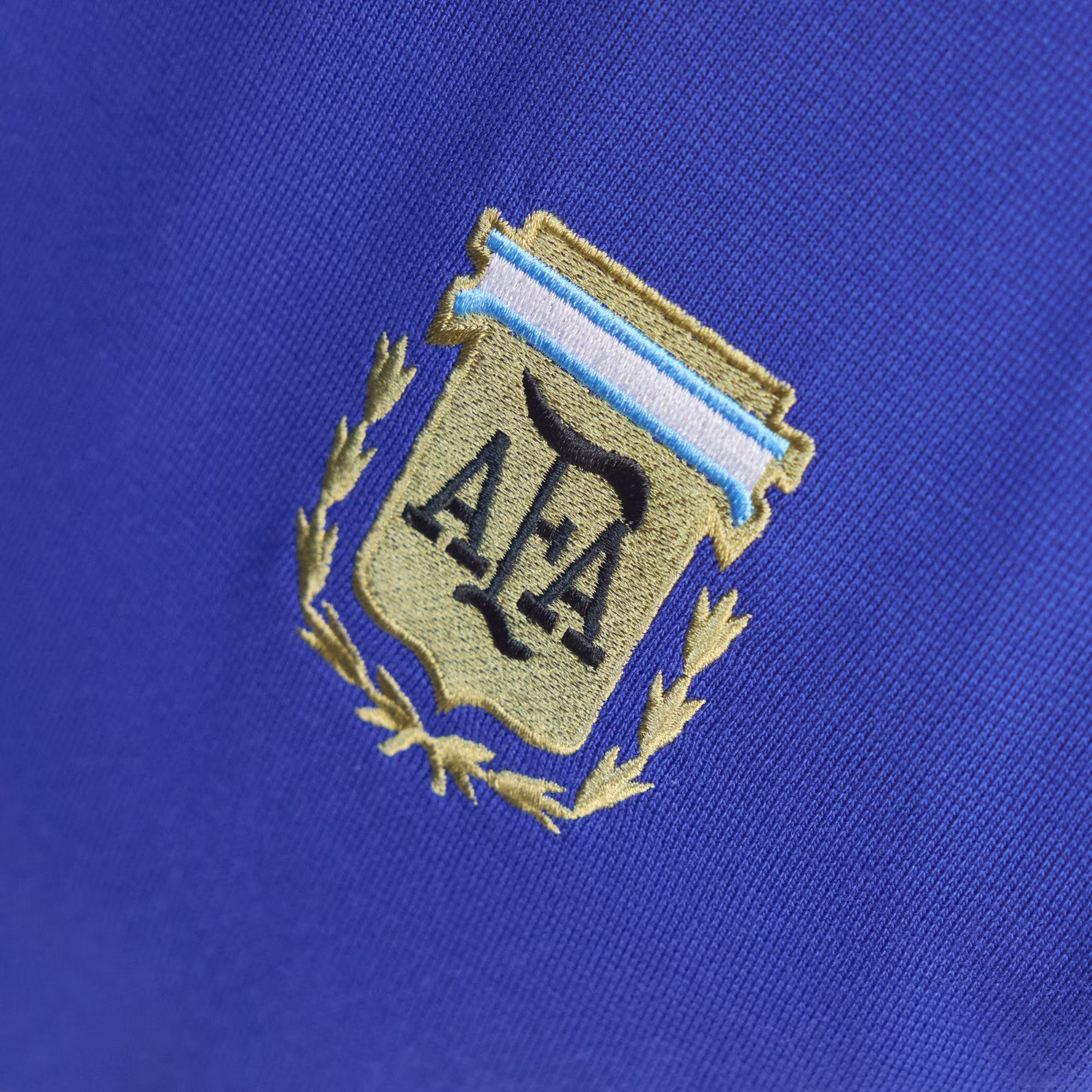 Adidas მამაკაცის მაისური